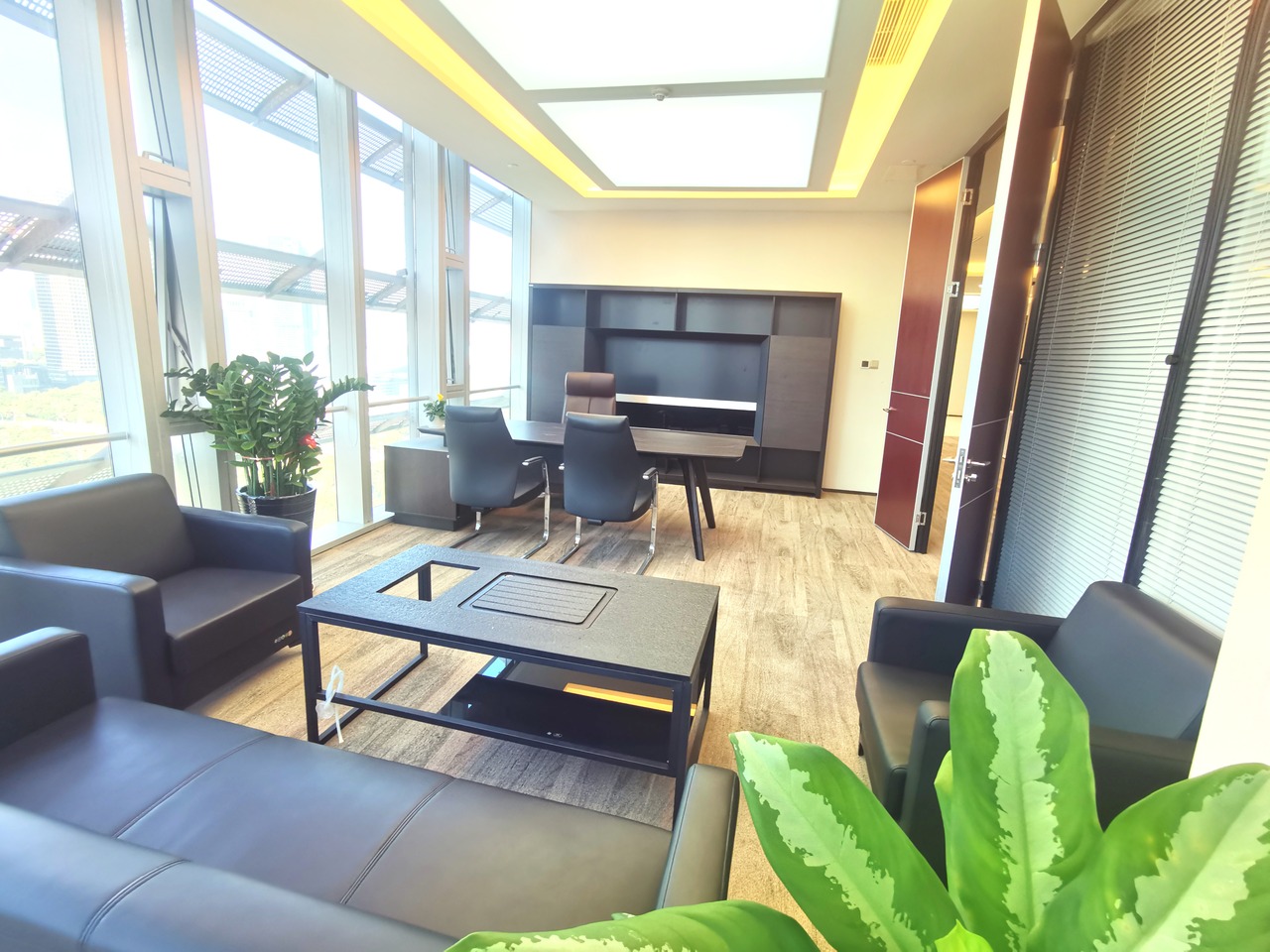 深圳卓越世纪中心二手房房源图片