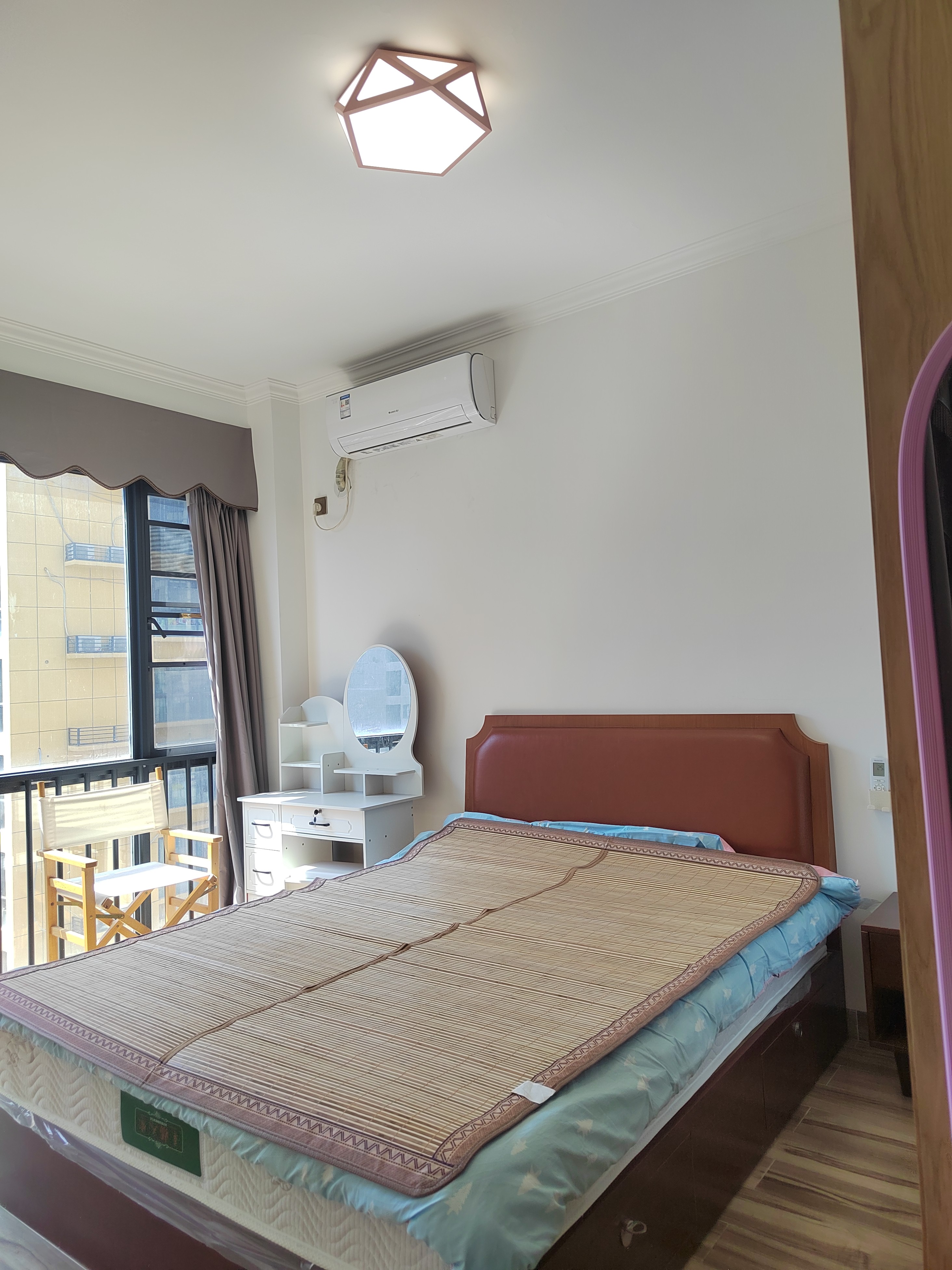 深圳英郡年华三期二手房房源图片