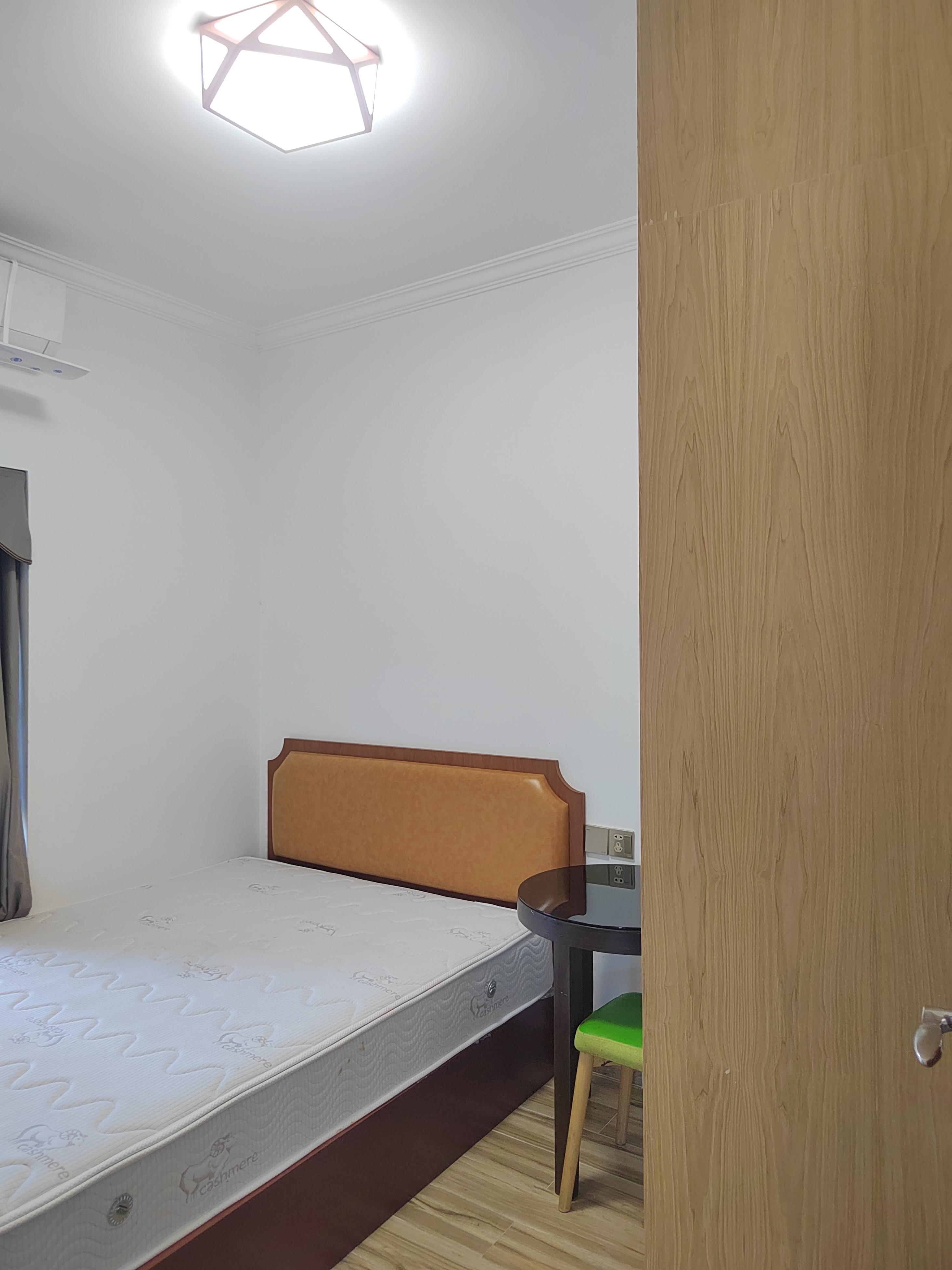 深圳英郡年华三期二手房房源图片