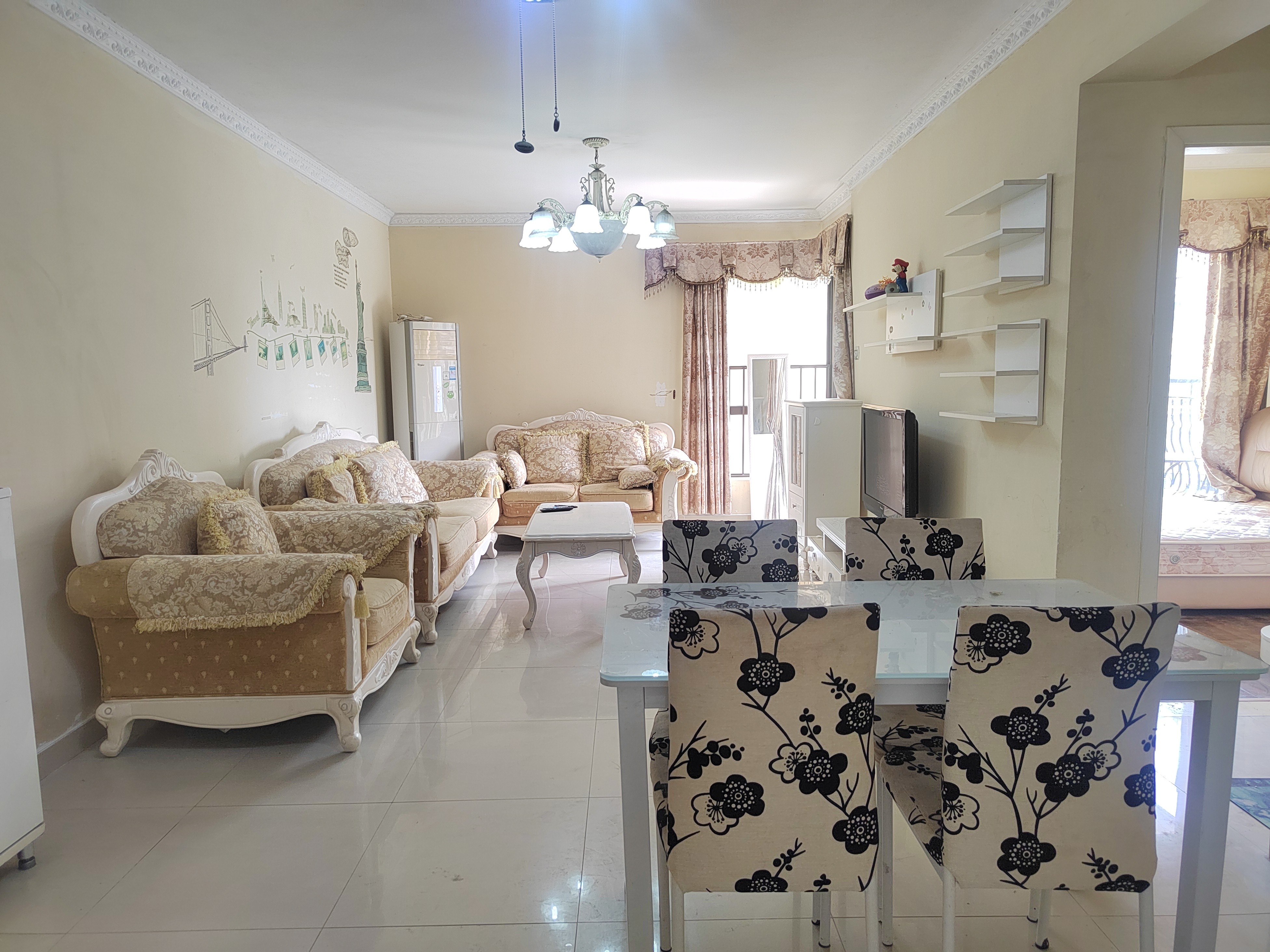 深圳英郡年华二手房房源图片