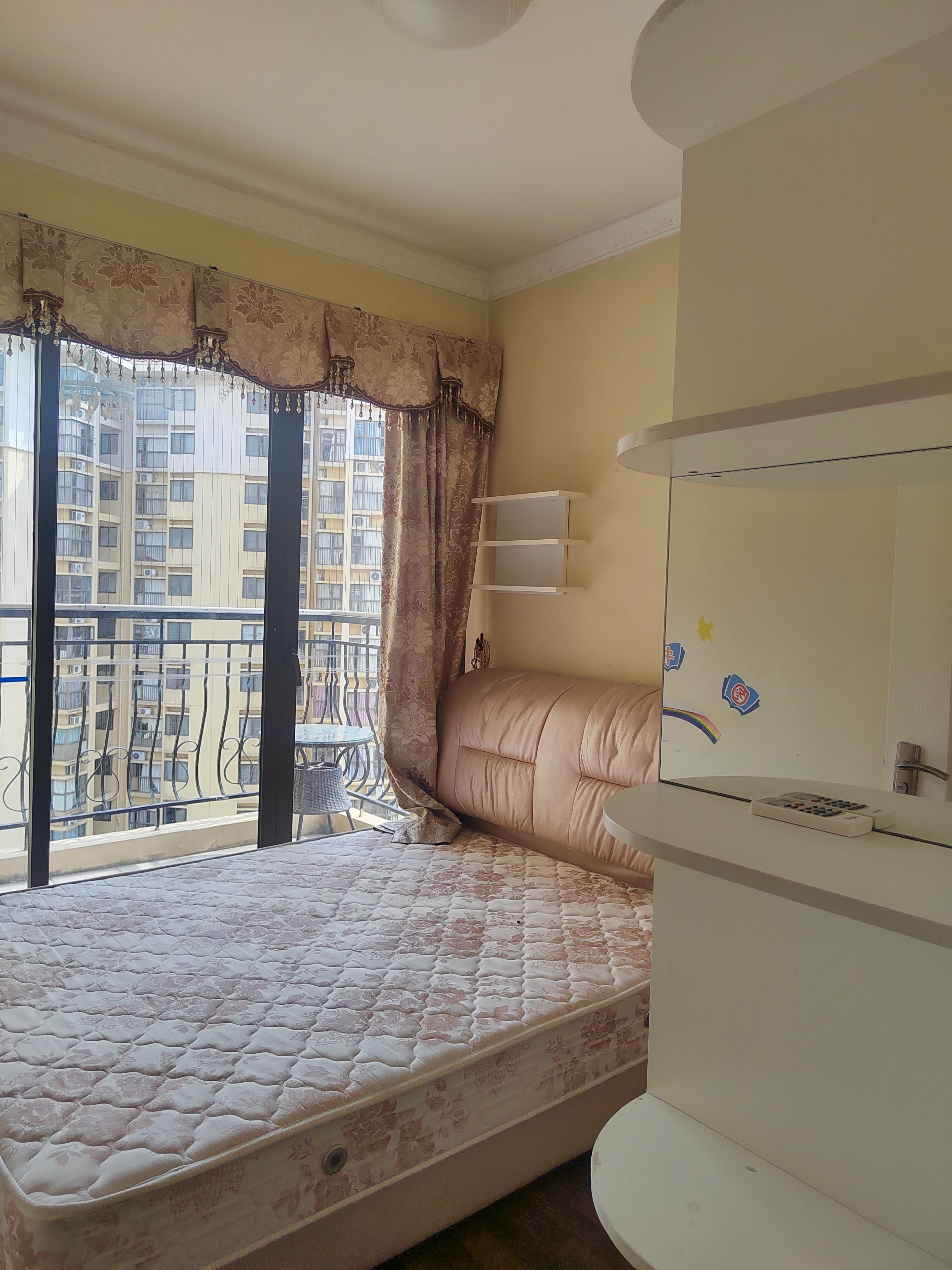 深圳英郡年华二手房房源图片