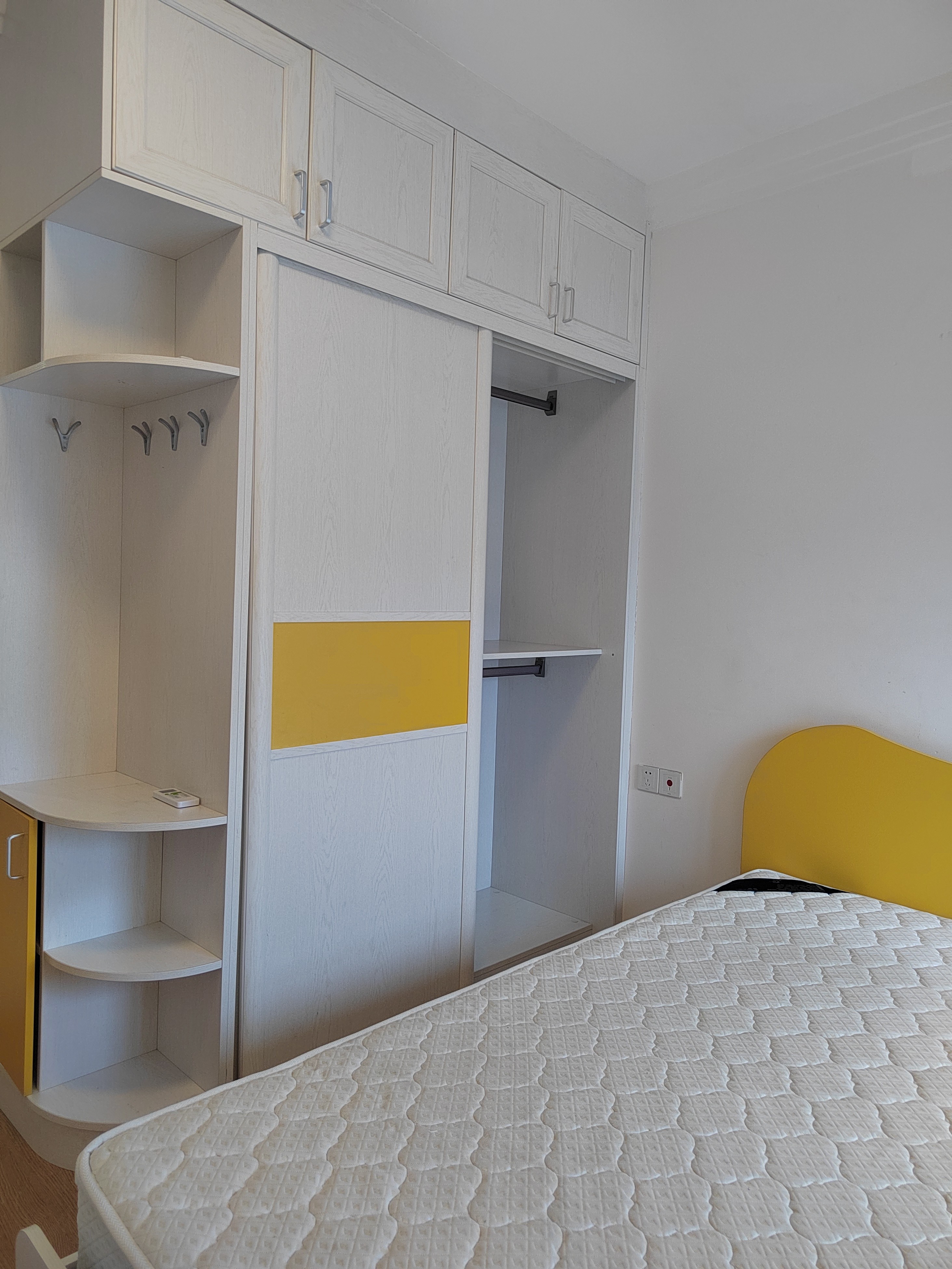 深圳倚龙华庭二手房房源图片