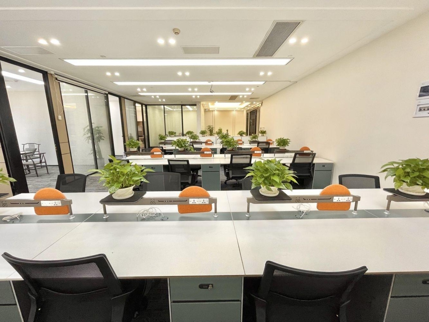 深圳中国凤凰大厦二手房房源图片