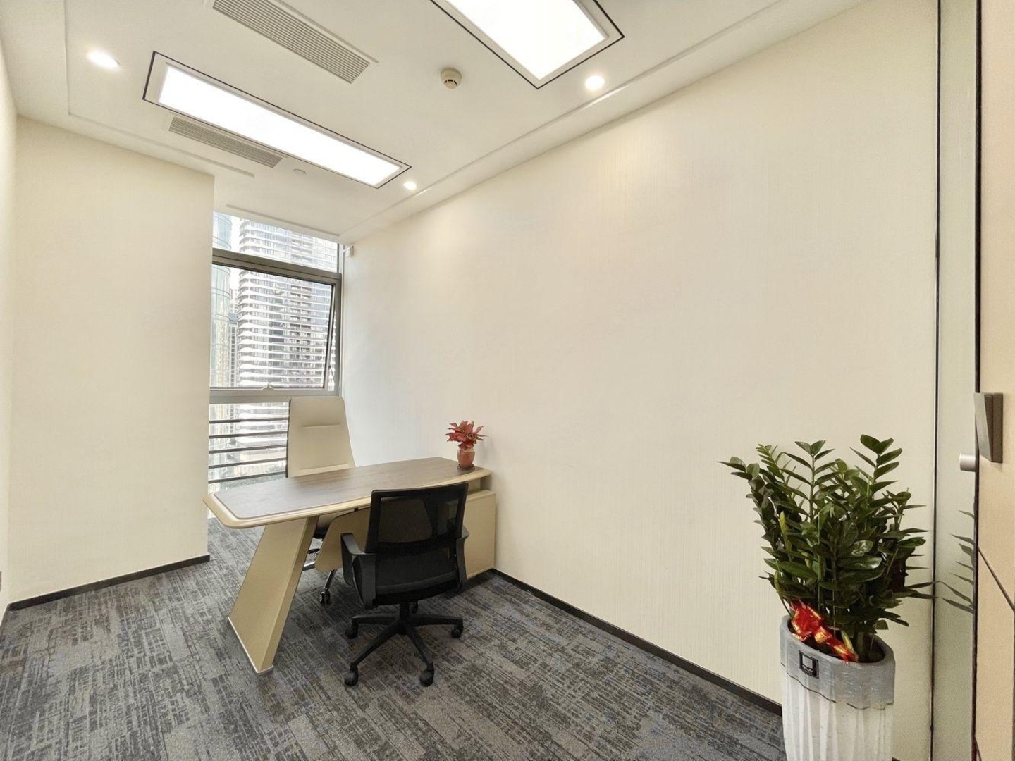 深圳中国凤凰大厦二手房房源图片