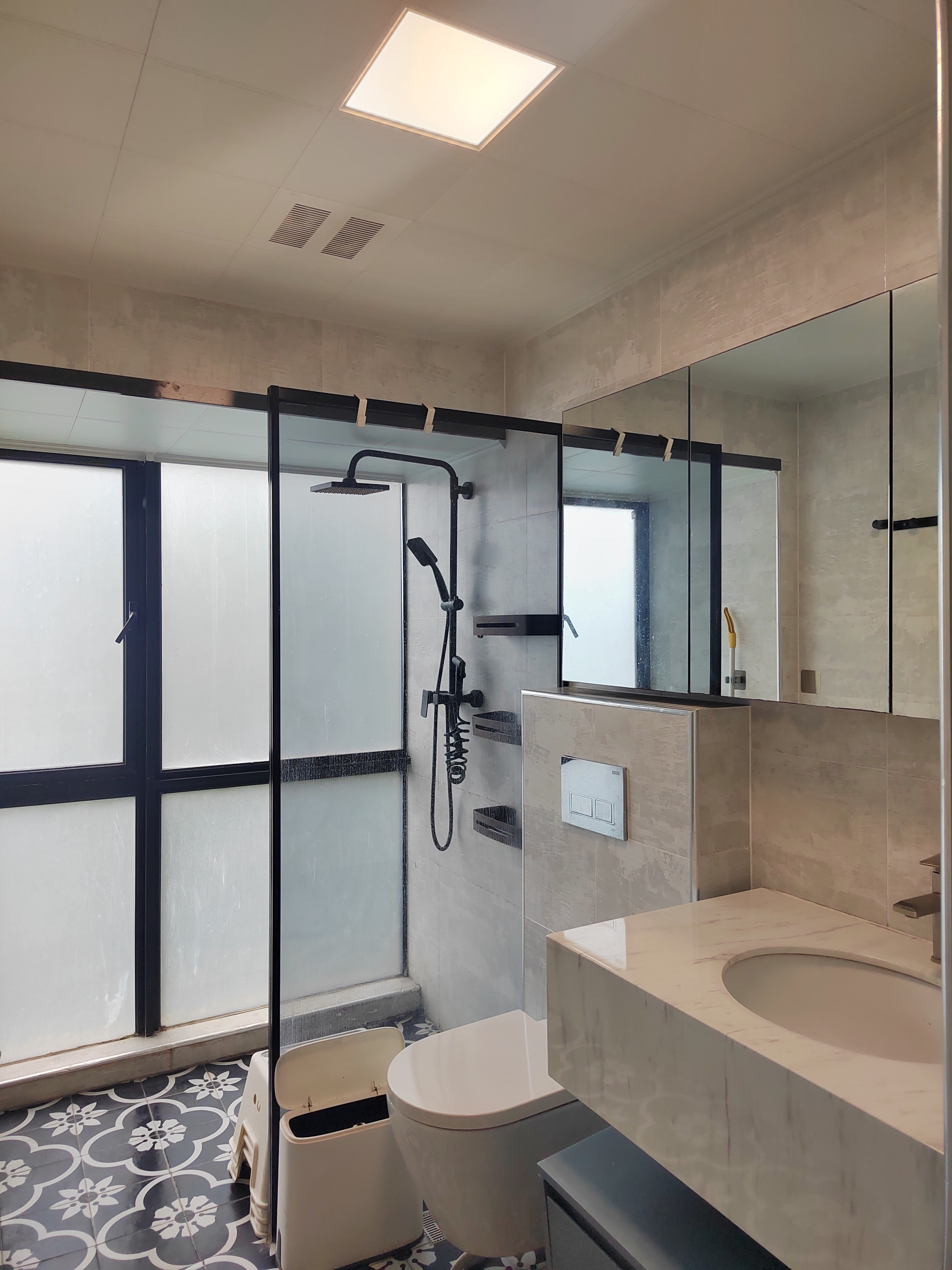 深圳英郡年华三期二手房房源图片