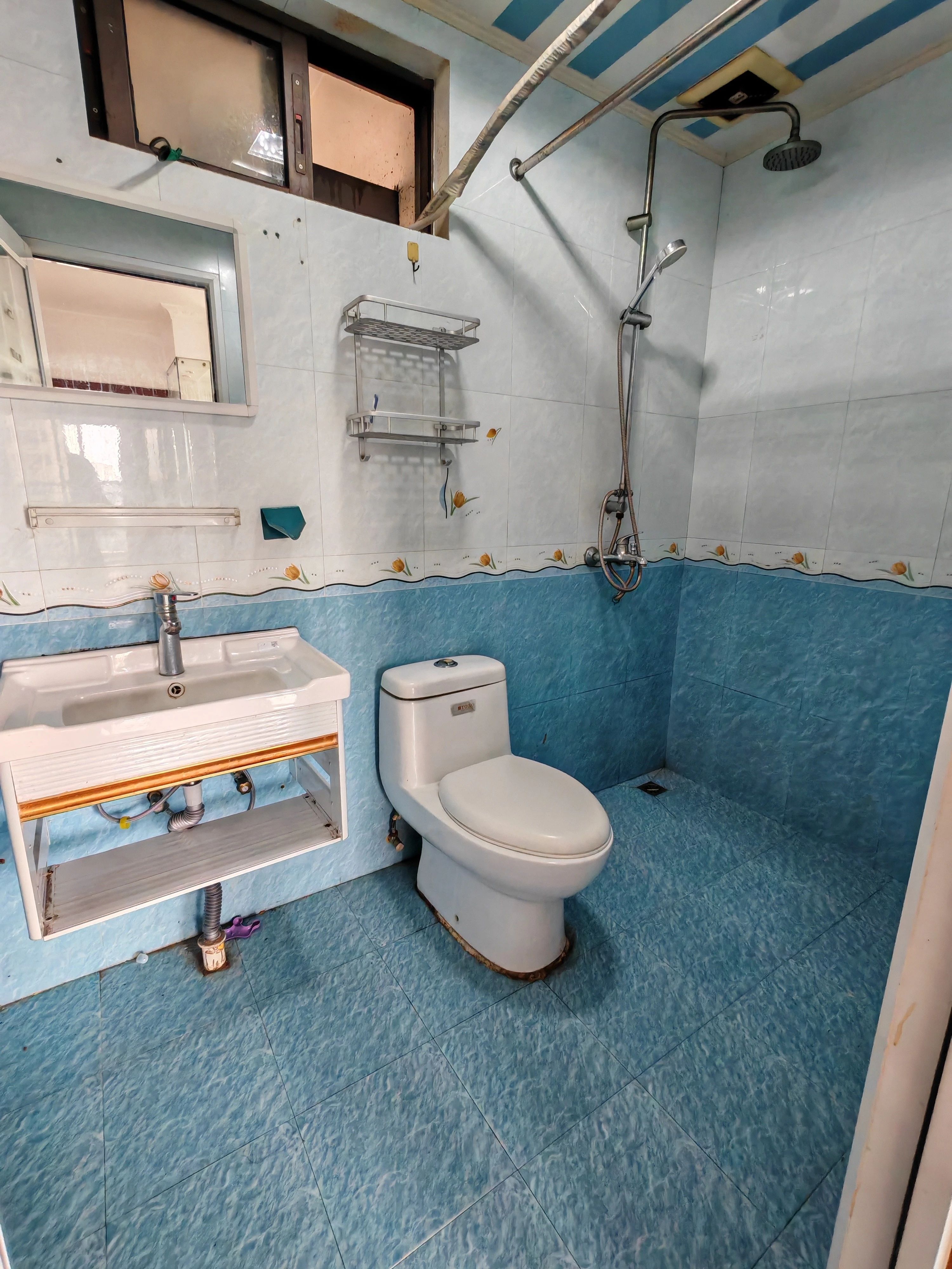 深圳英郡年华花园一期二手房房源图片