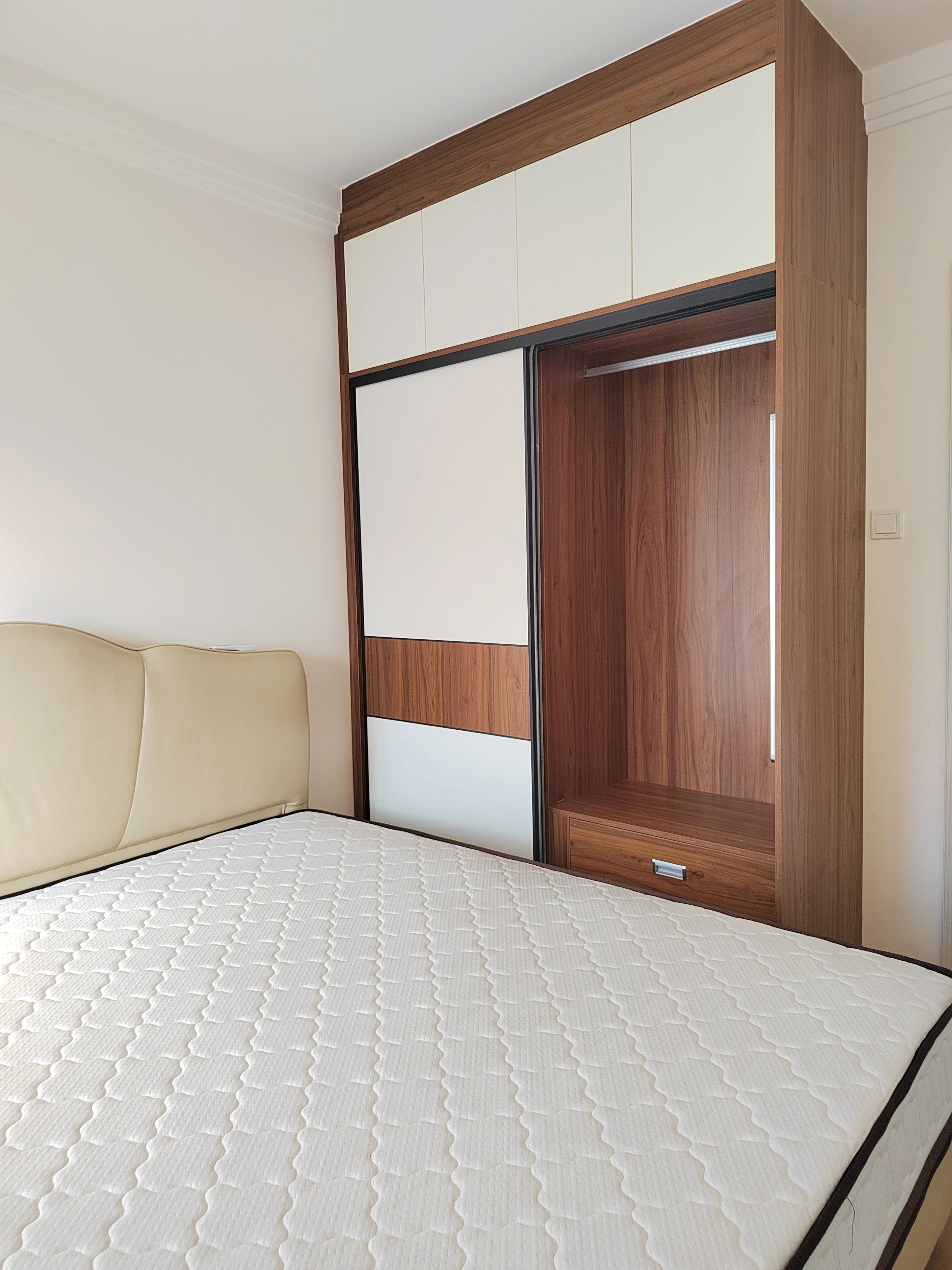 深圳倚龙华庭二手房房源图片