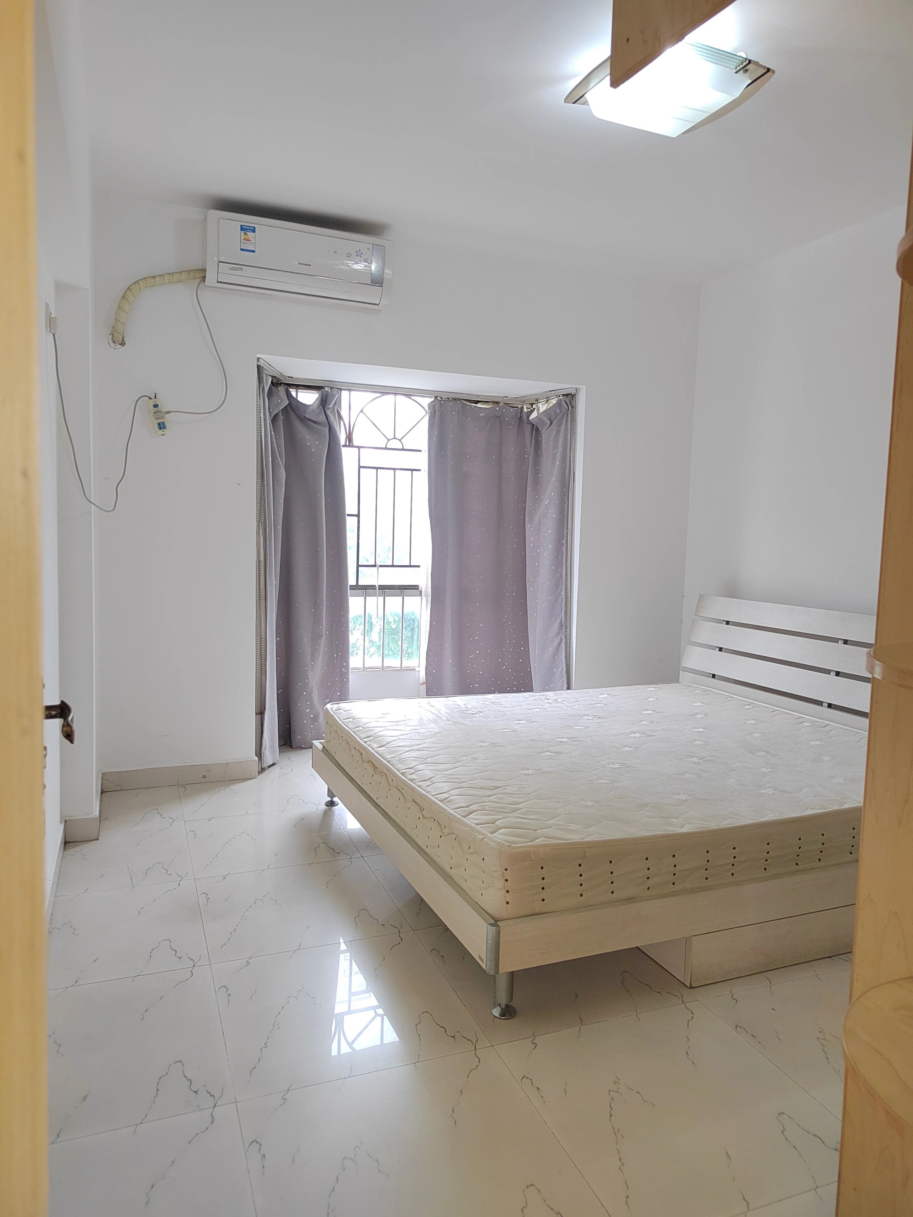 深圳知春里二手房房源图片