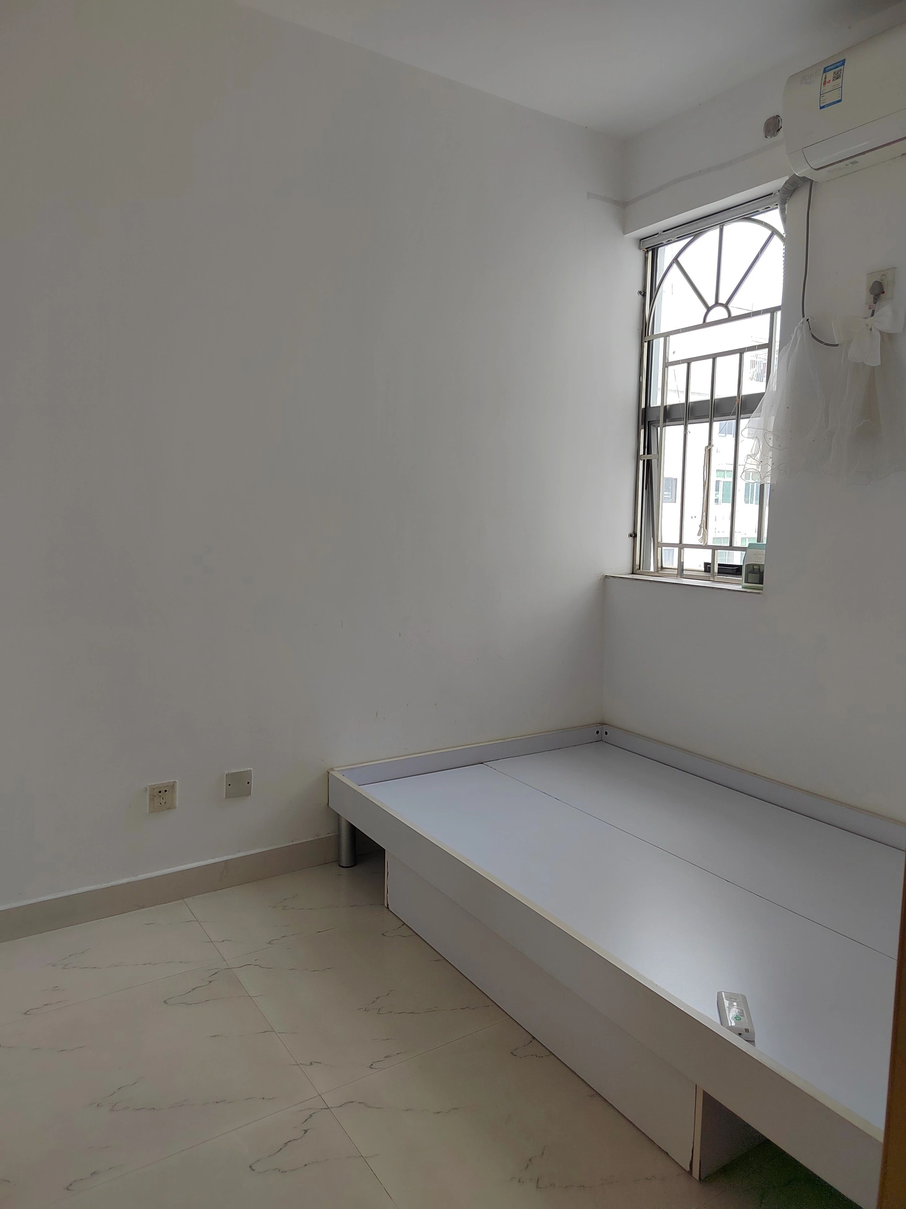 深圳知春里二手房房源图片