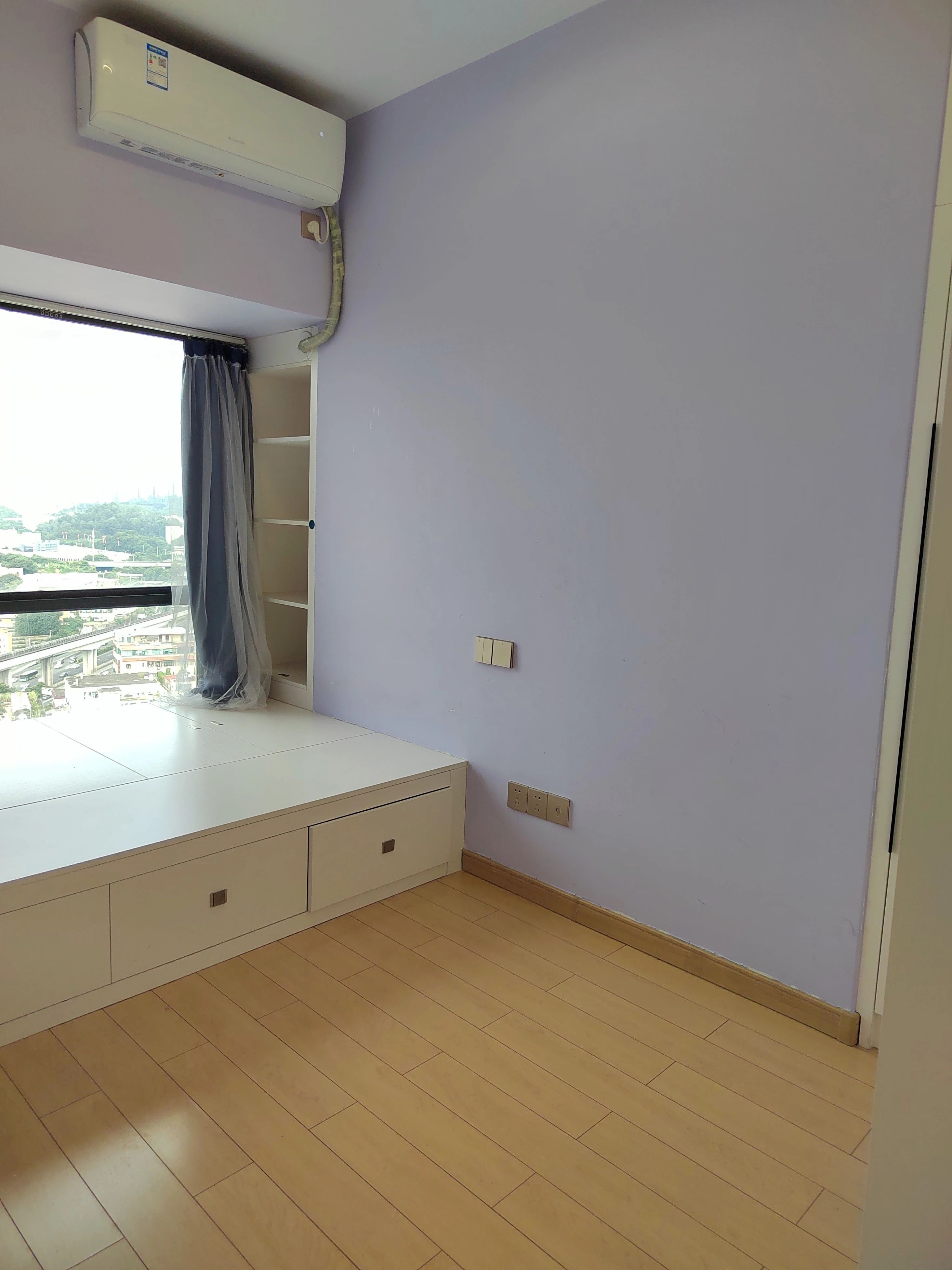 深圳英郡年华三期二手房房源图片