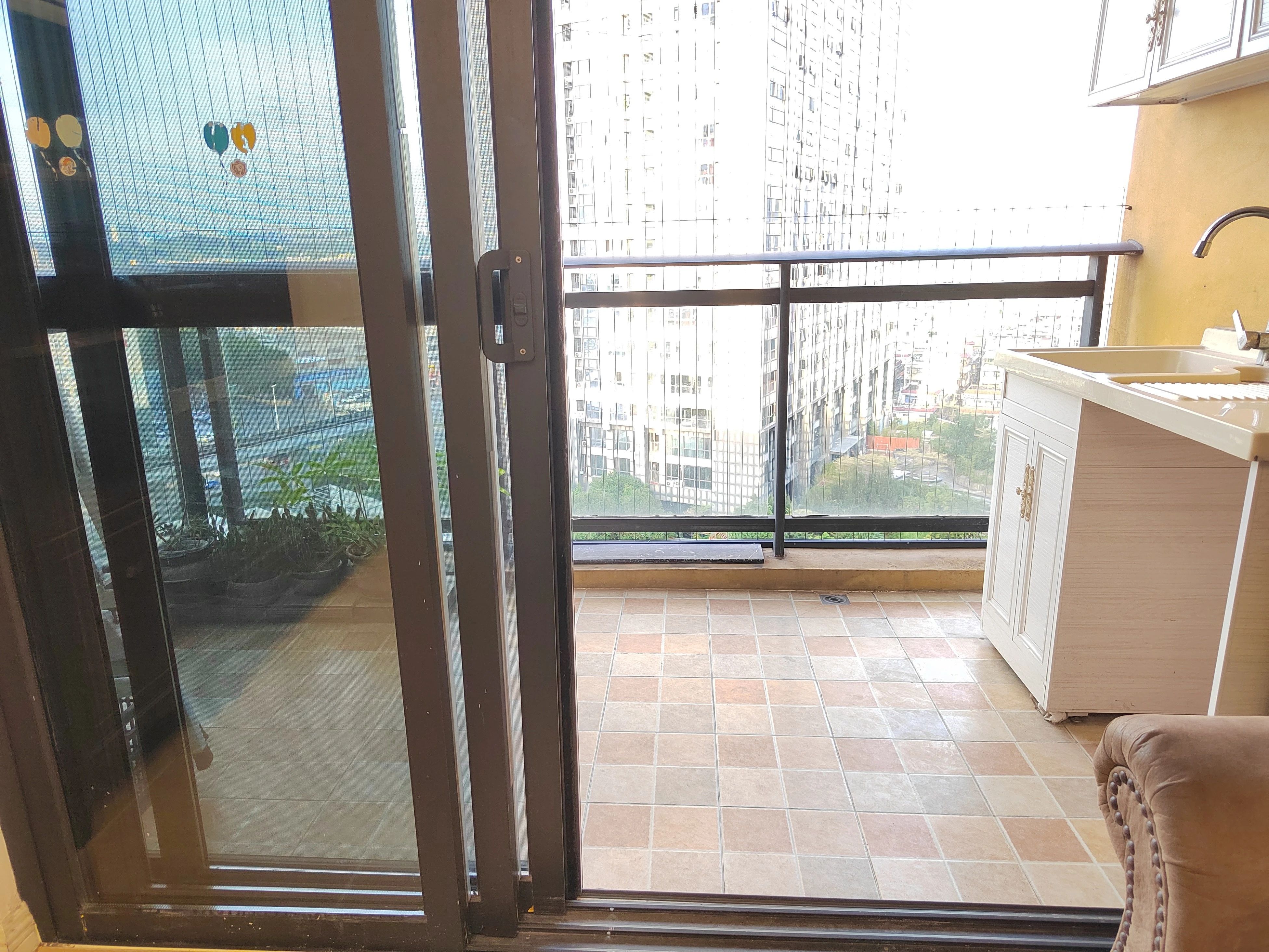 深圳英郡年华三期二手房房源图片