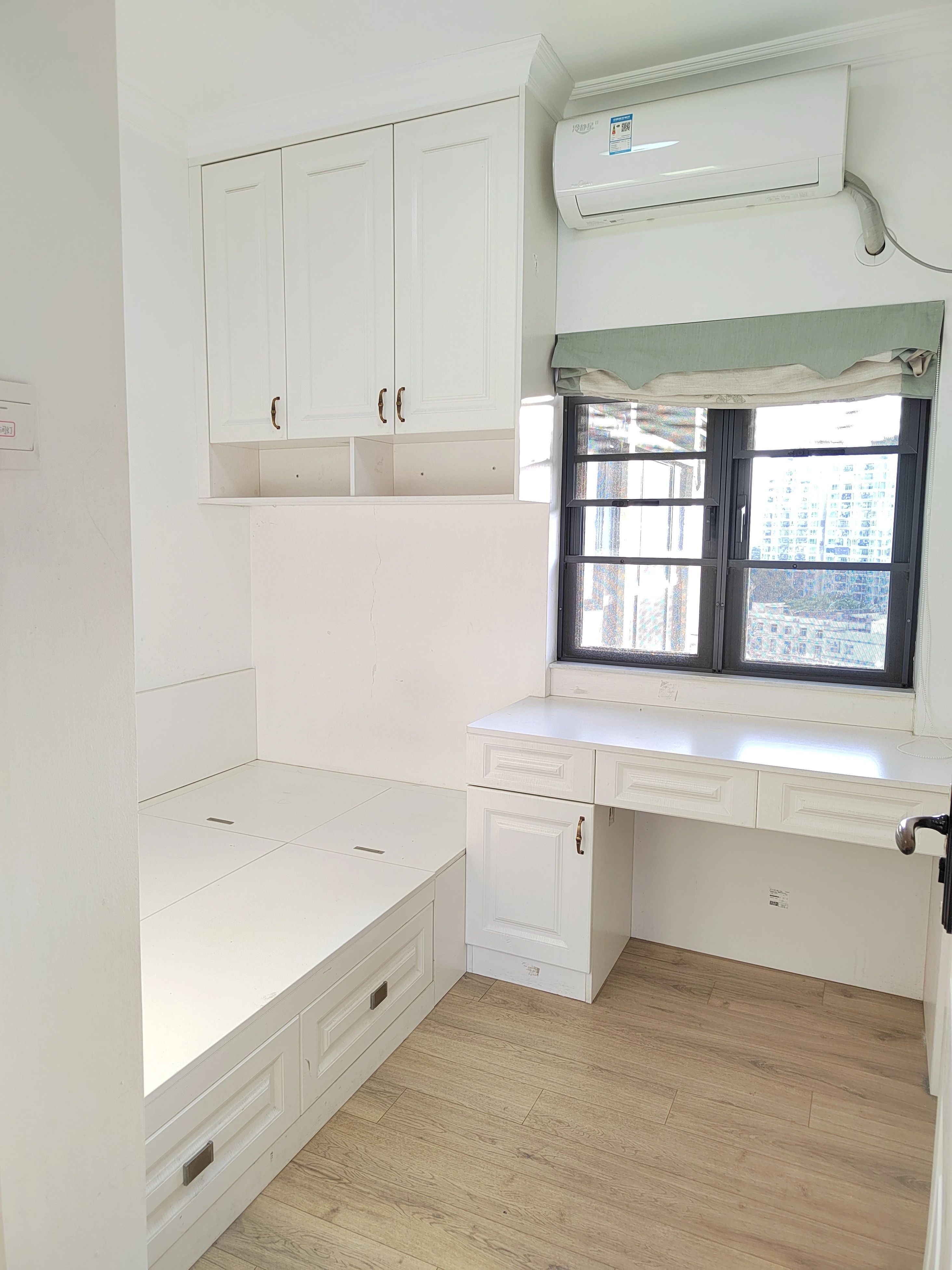 深圳英郡年华三期二手房房源图片