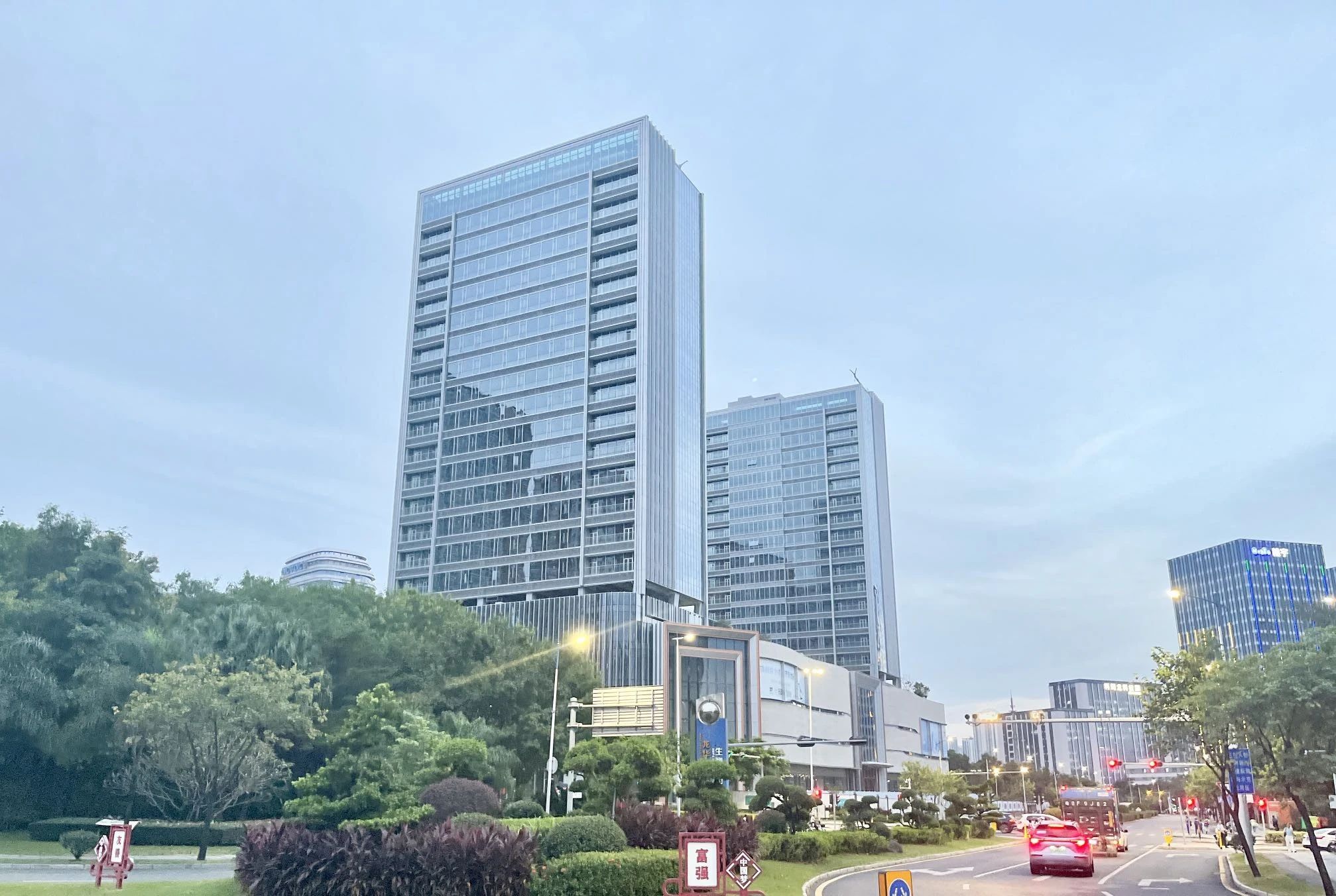 深圳信利康乐创荟二手房房源图片