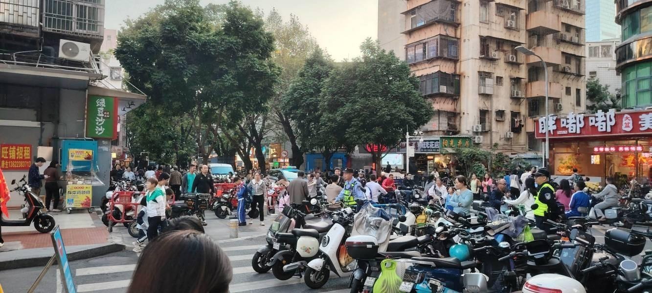 深圳赤尾村滨河大道商铺二手房房源图片