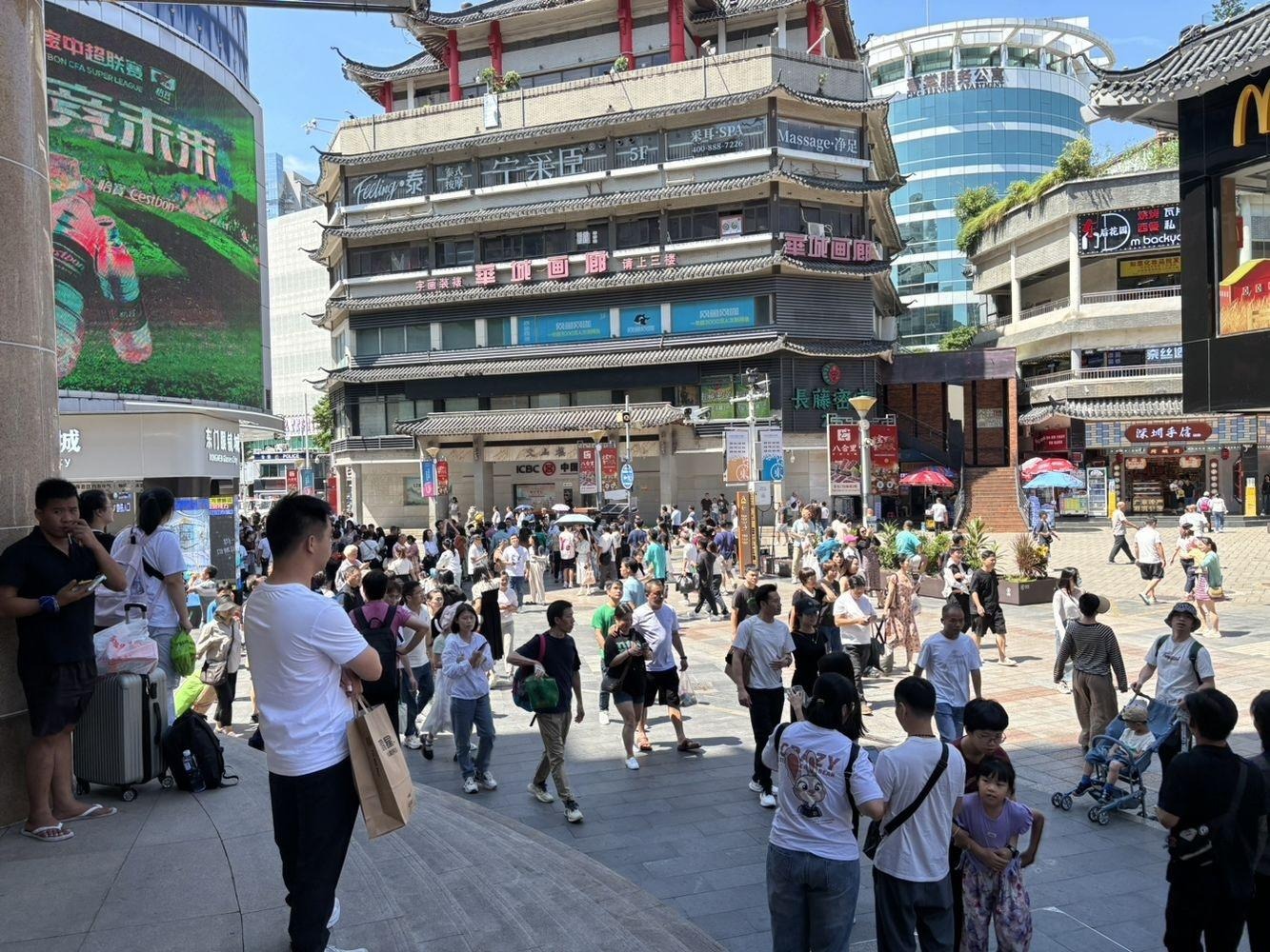深圳东门商业街二手房房源图片