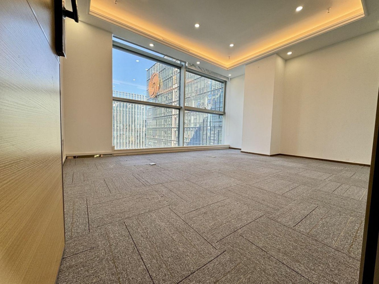 深圳中国凤凰大厦二手房房源图片