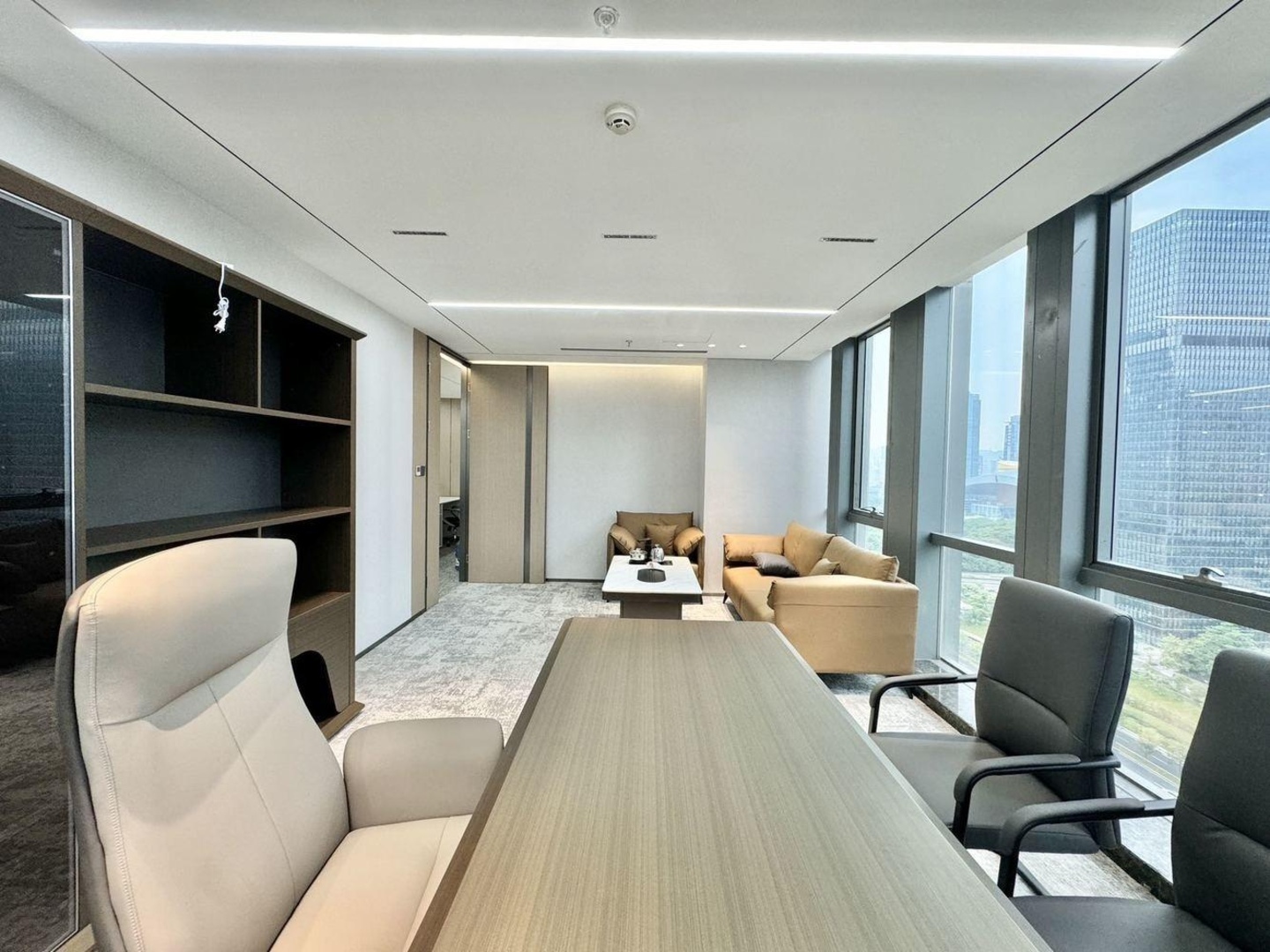 深圳卓越世纪中心二手房房源图片