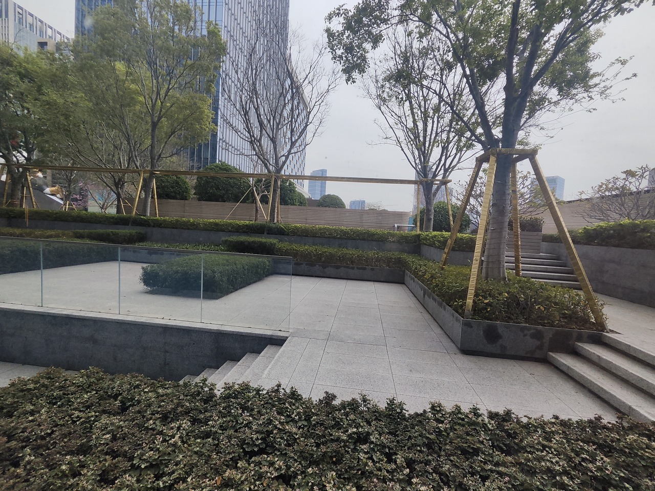 深圳前海鸿荣源中心二手房房源图片