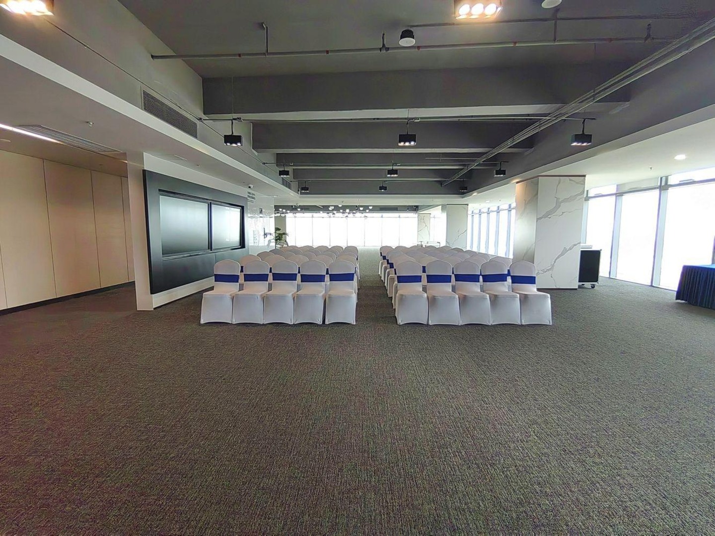 深圳会展湾中港广场二手房房源图片