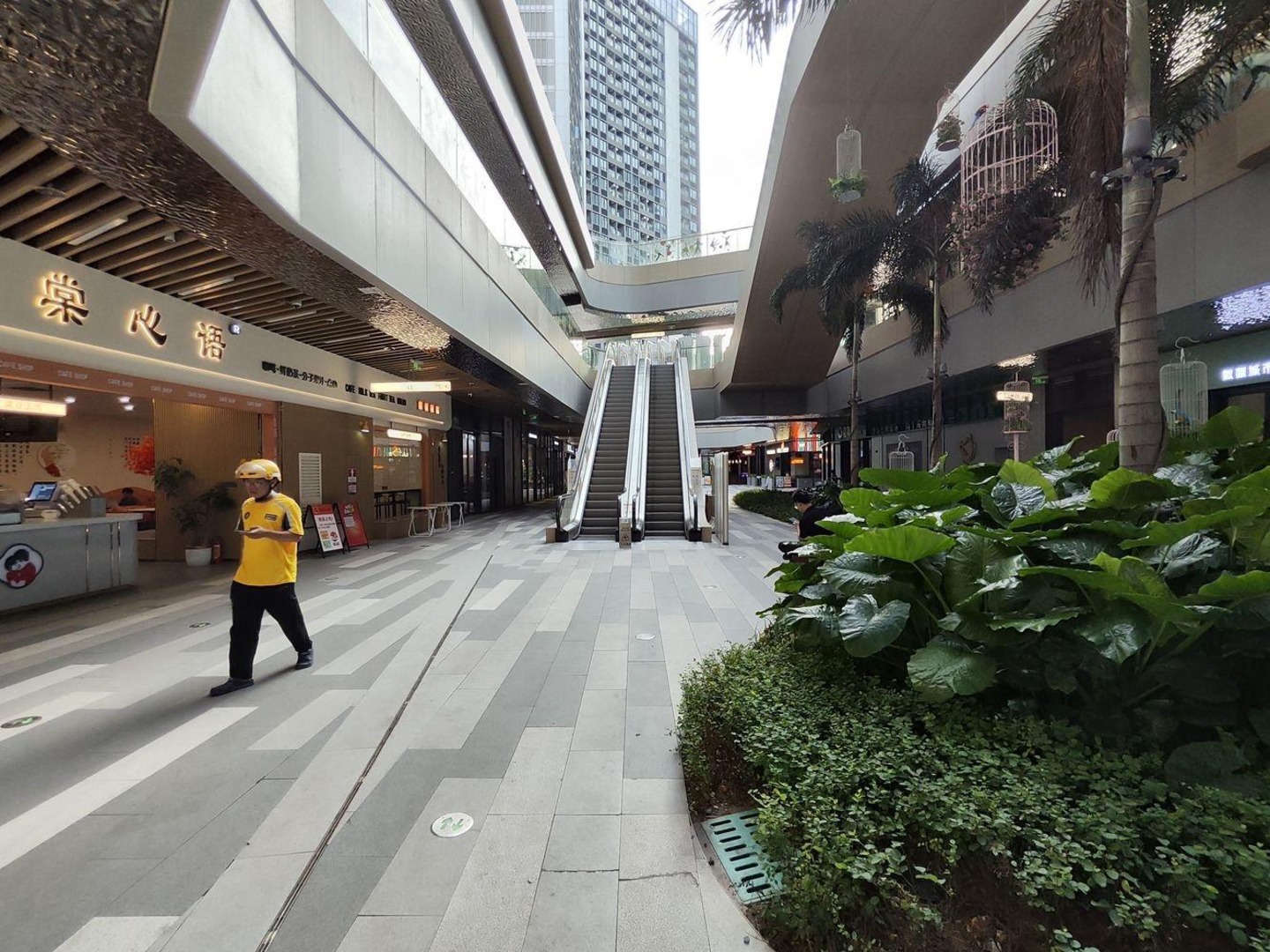 深圳会展湾中港广场二手房房源图片