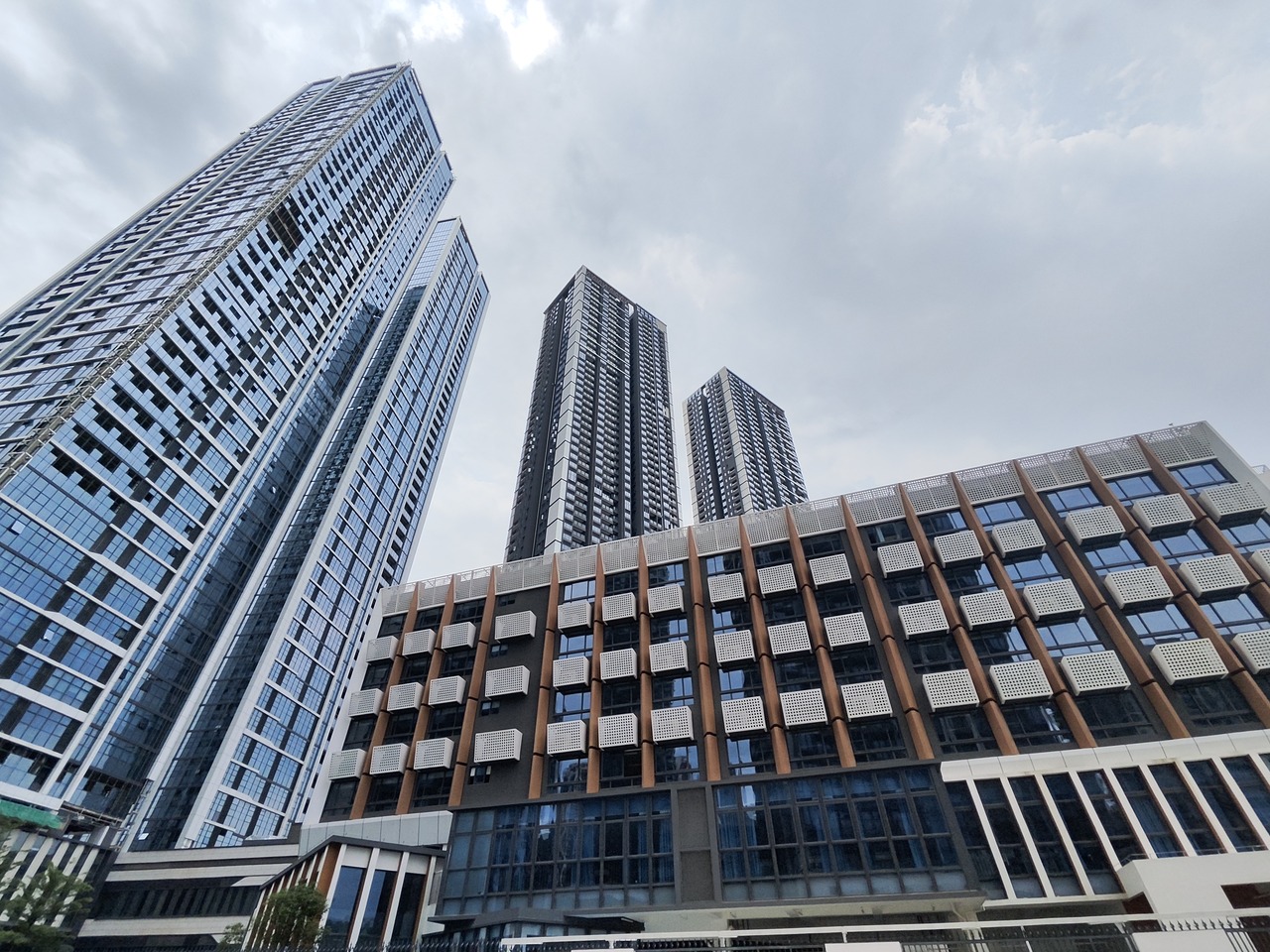 深圳京基天韵府仁心路商铺二手房房源图片