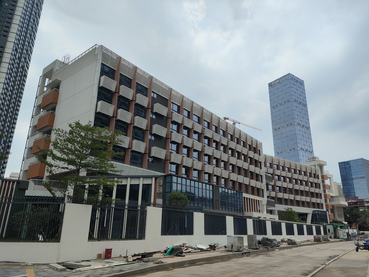 深圳京基天韵府仁心路商铺二手房房源图片