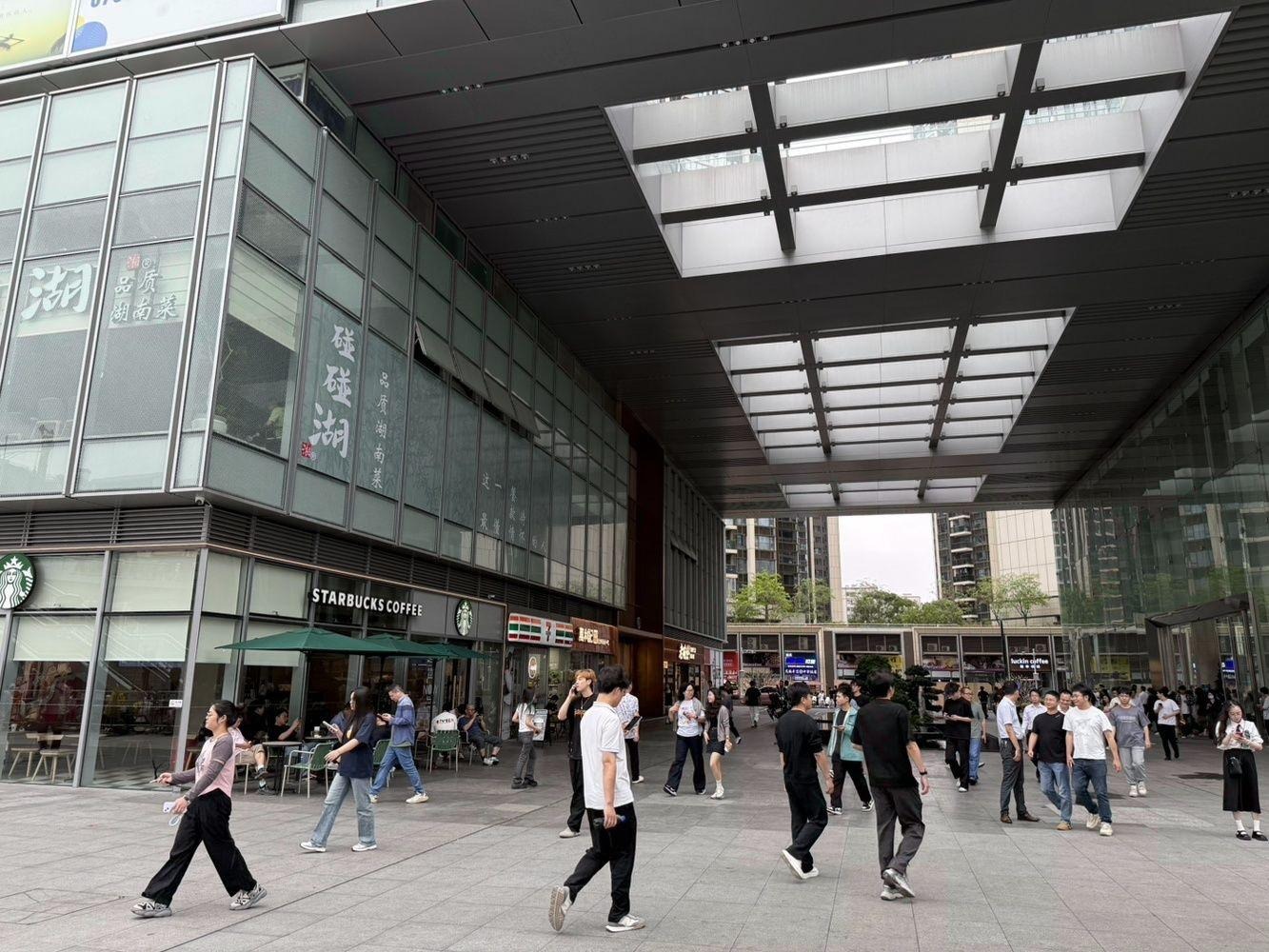 深圳鸿荣源博誉府民田路二手房房源图片