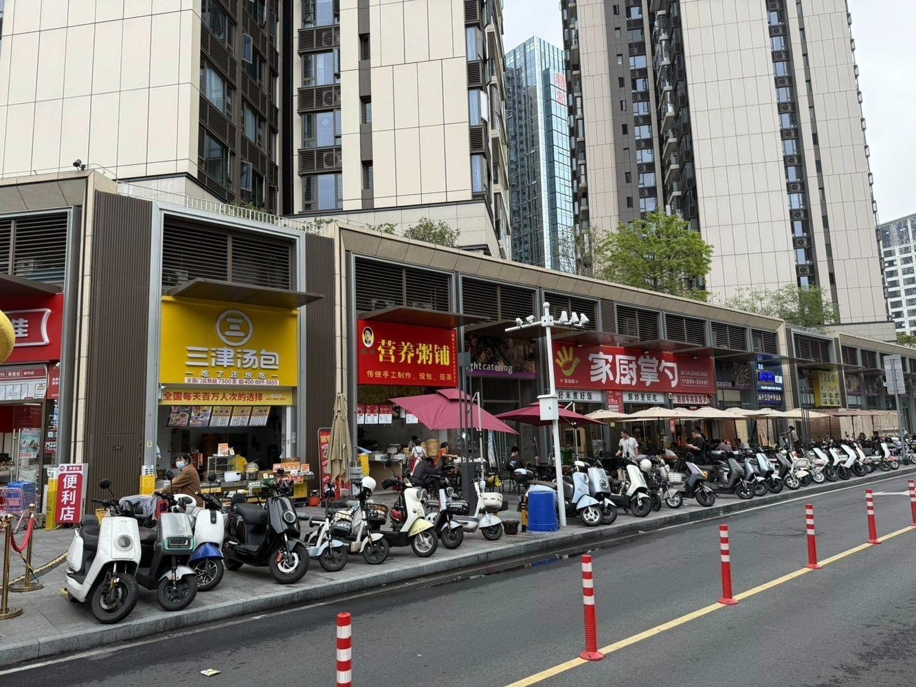 深圳鸿荣源博誉府民田路二手房房源图片