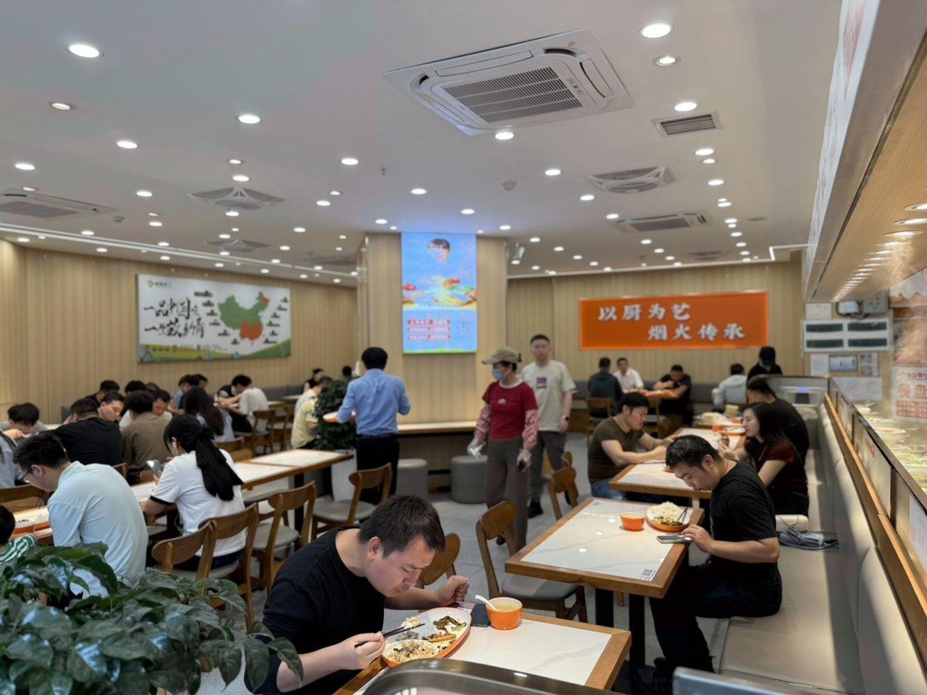 深圳鸿荣源博誉府民田路二手房房源图片