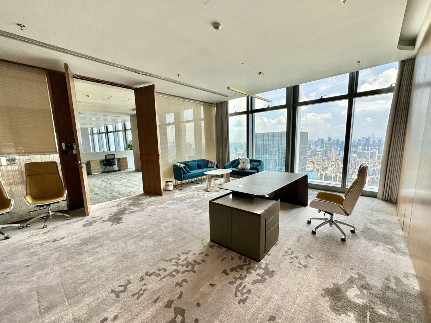 深圳卓越后海中心二手房房源图片