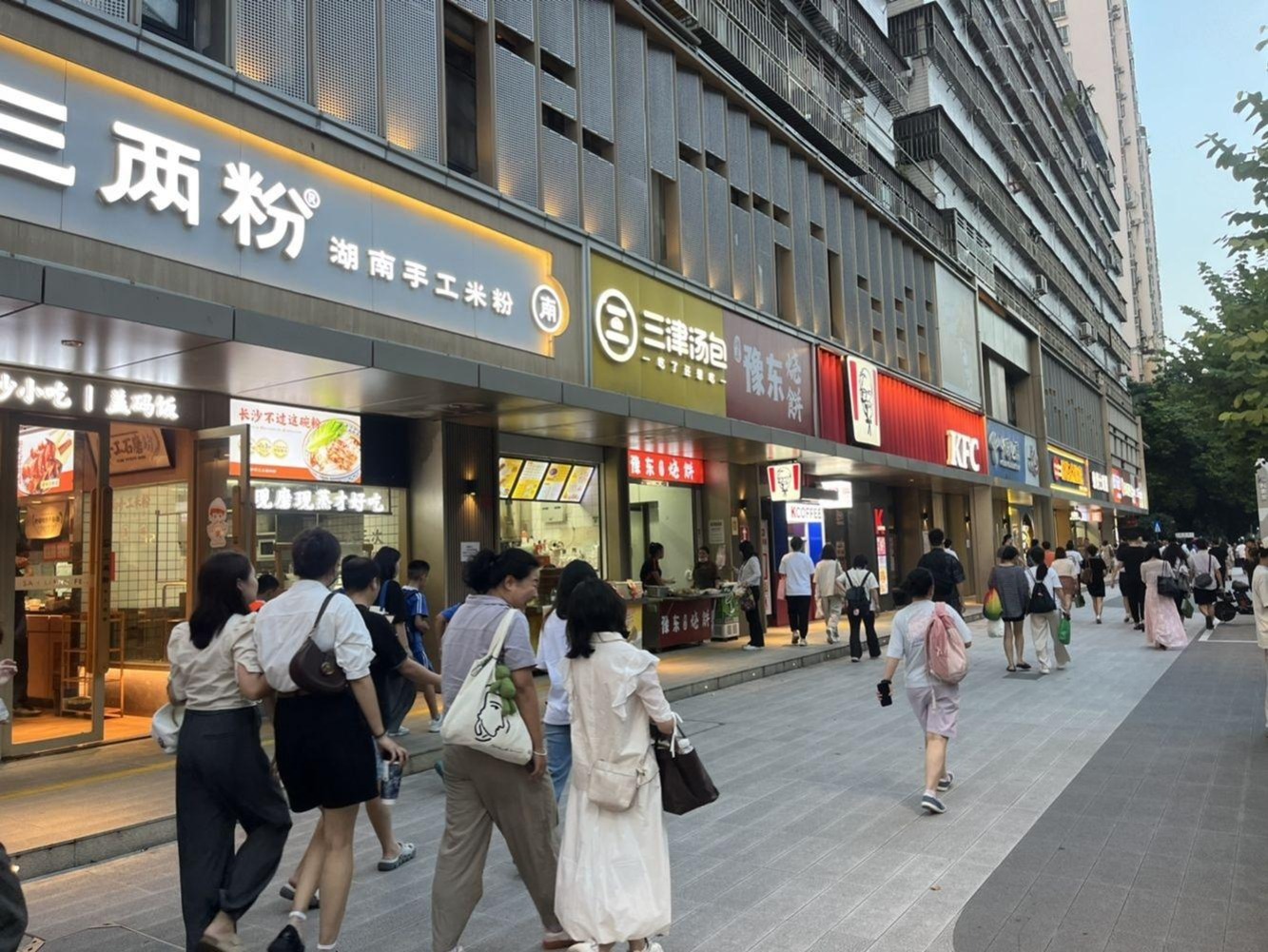 深圳福田口岸商铺二手房房源图片