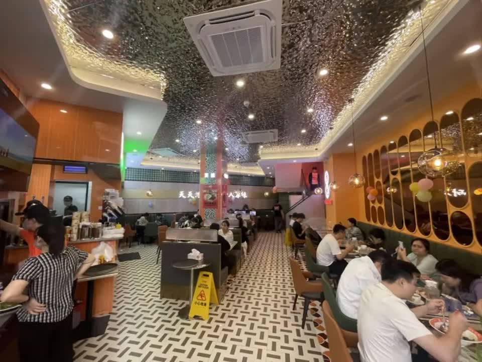深圳西丽宝能城商铺二手房房源图片