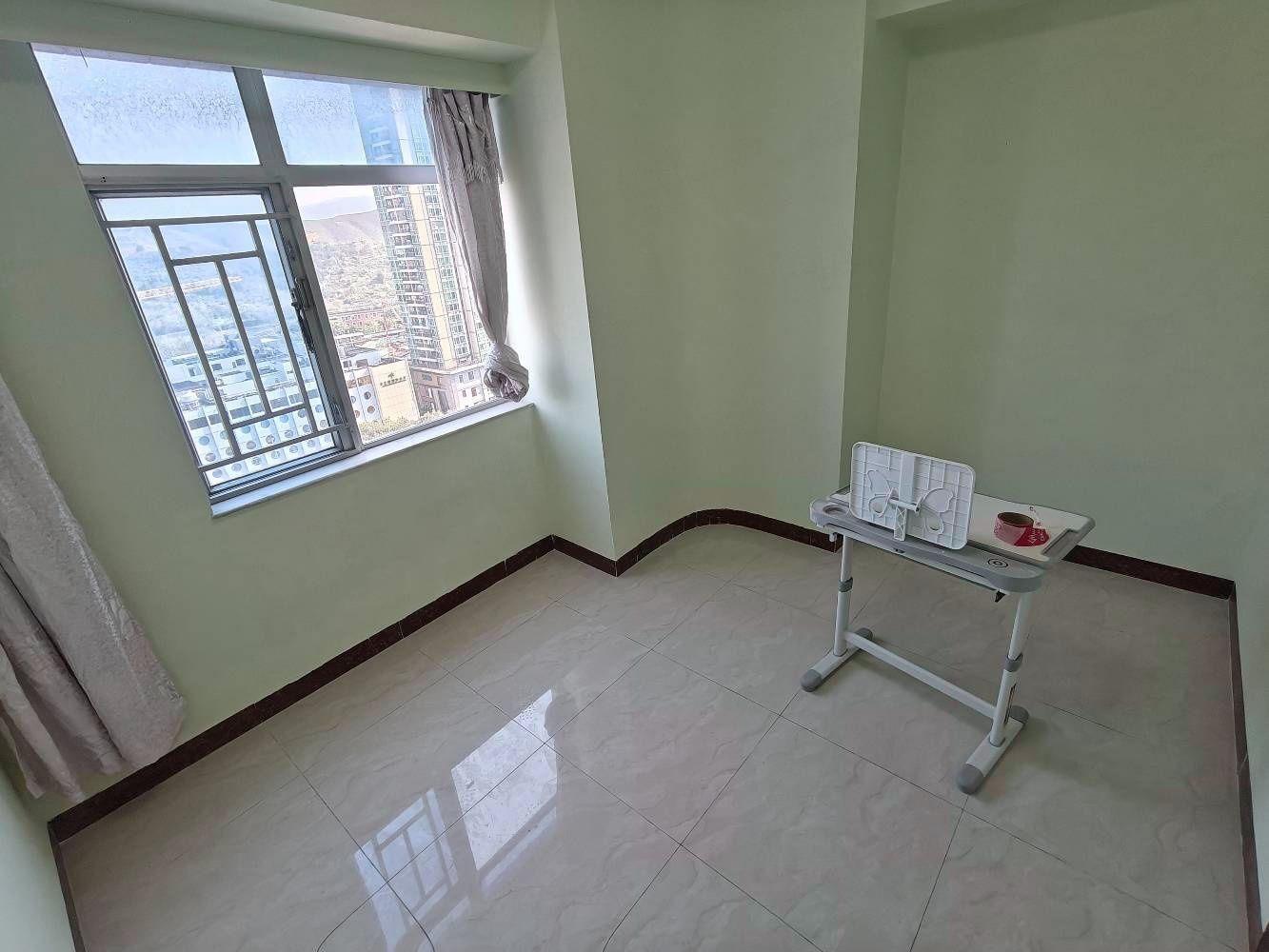 深圳庐山花园二手房房源图片