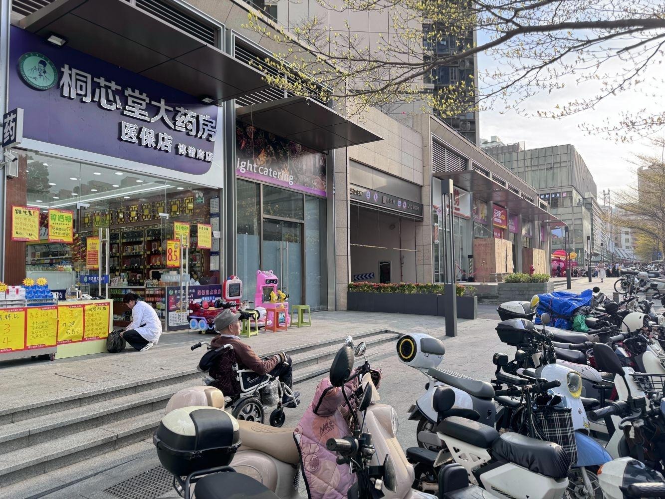 深圳鸿荣源博誉府民田路二手房房源图片