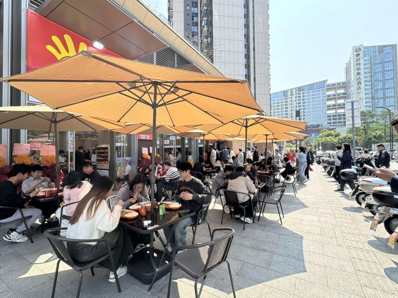 深圳鸿荣源博誉府民田路商铺二手房房源图片