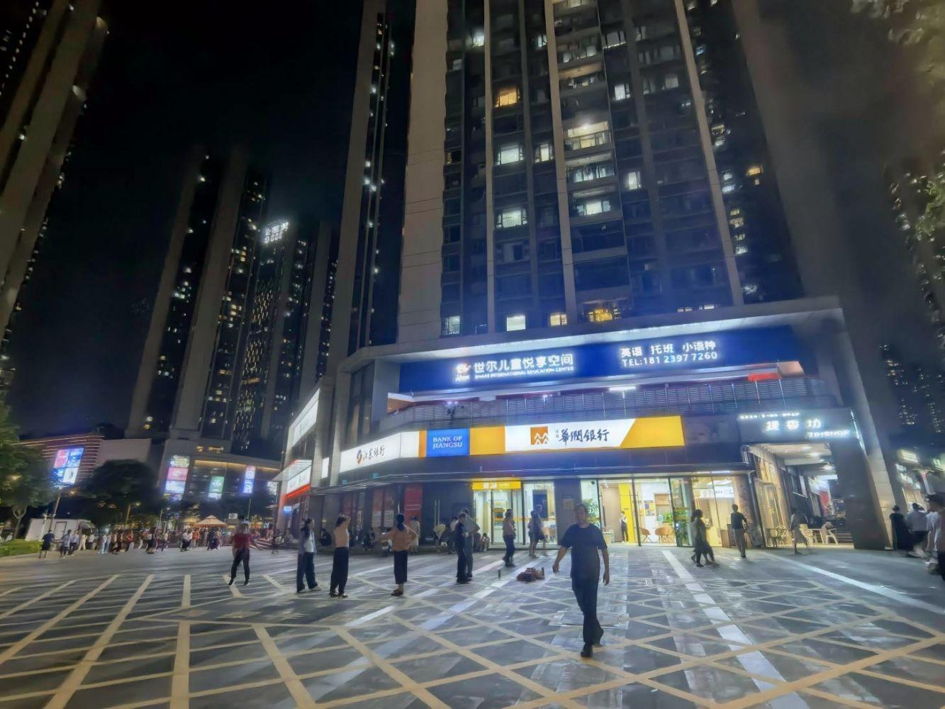 深圳鸿荣源壹城中心商铺二手房房源图片