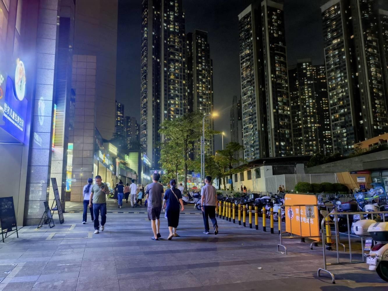 深圳鸿荣源壹城中心商铺二手房房源图片