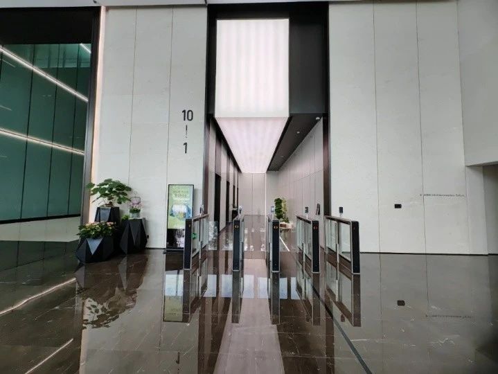 深圳会展湾中港广场二手房房源图片