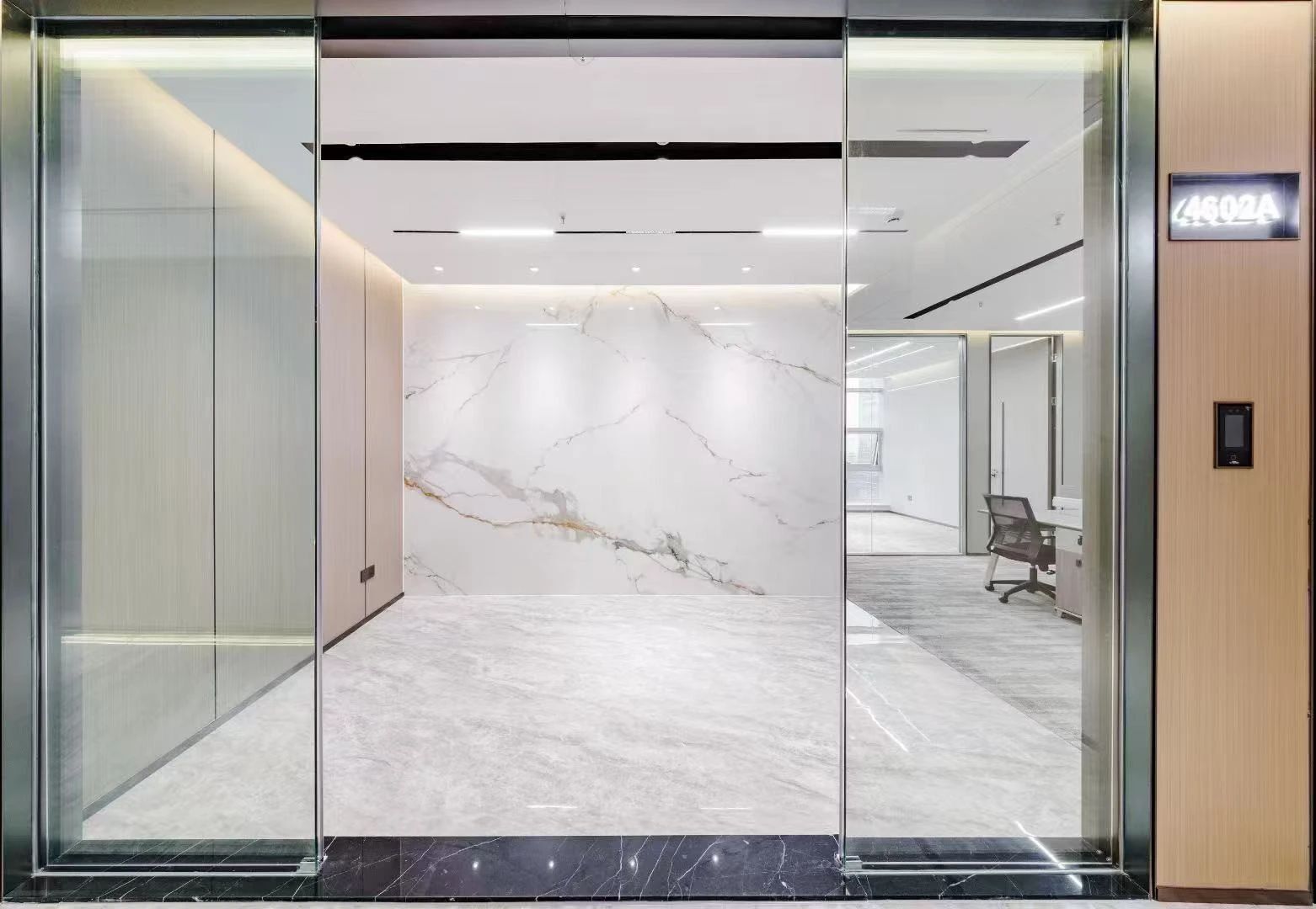 深圳荣超经贸中心二手房房源图片