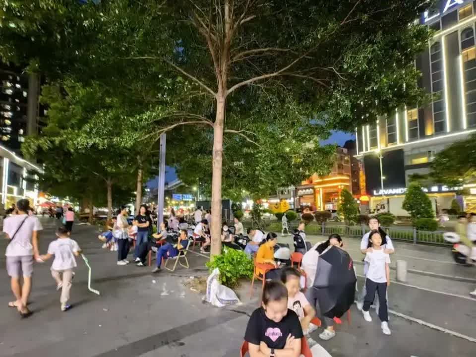 深圳鸿荣源壹城中心二手房房源图片