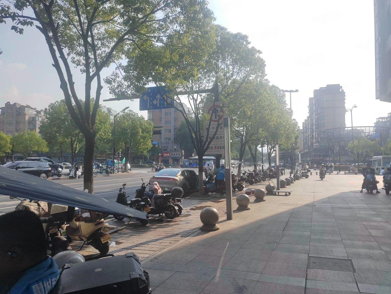 深圳中信龙盛广场商铺二手房房源图片