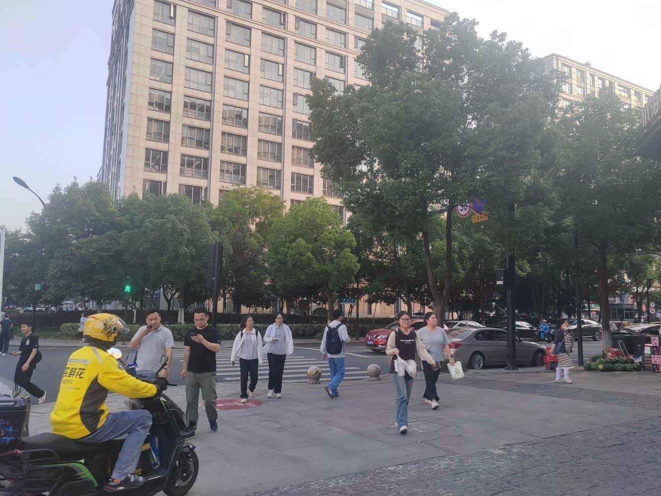 深圳中信龙盛广场商铺二手房房源图片