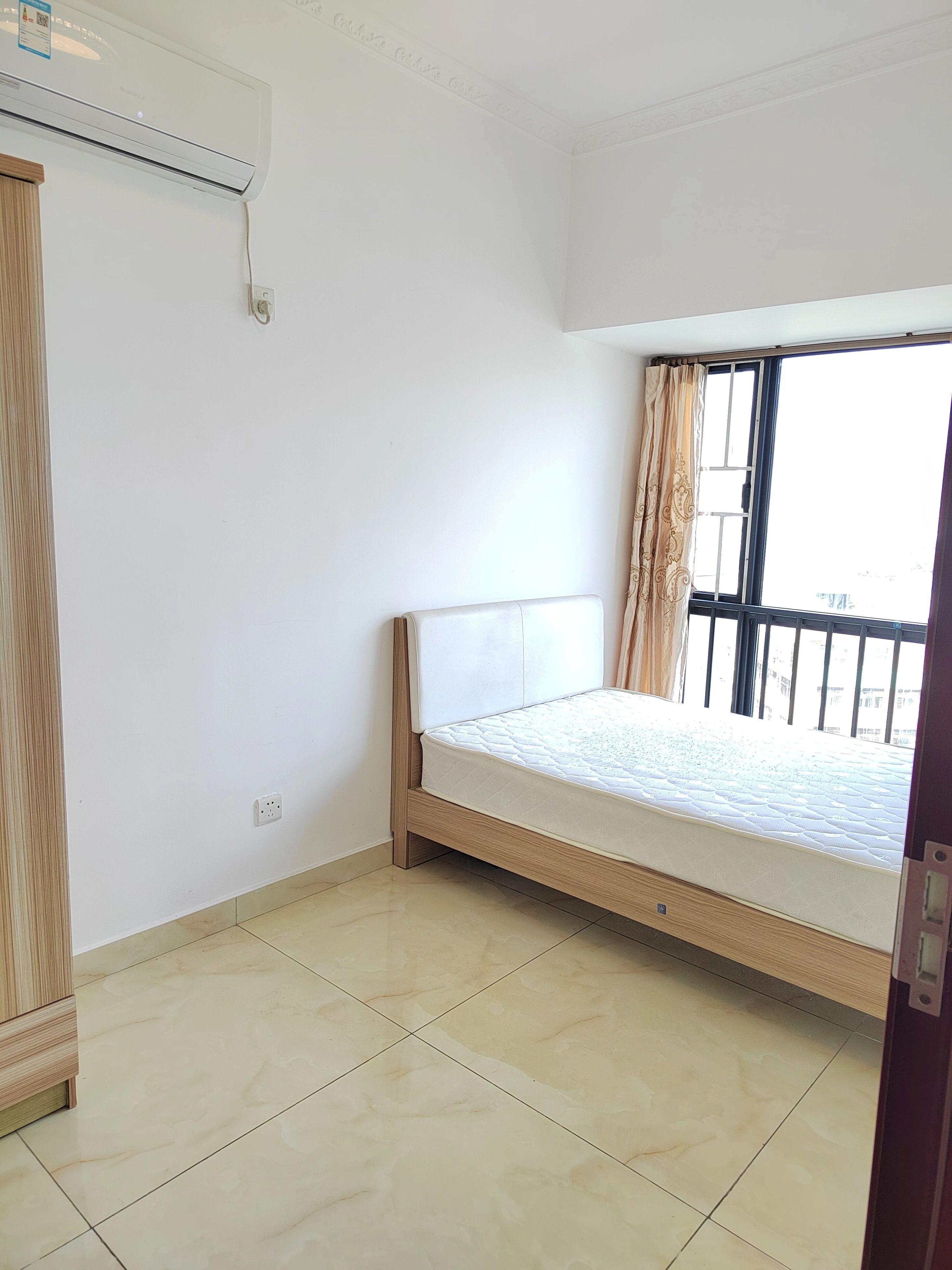 深圳英郡年华三期二手房房源图片