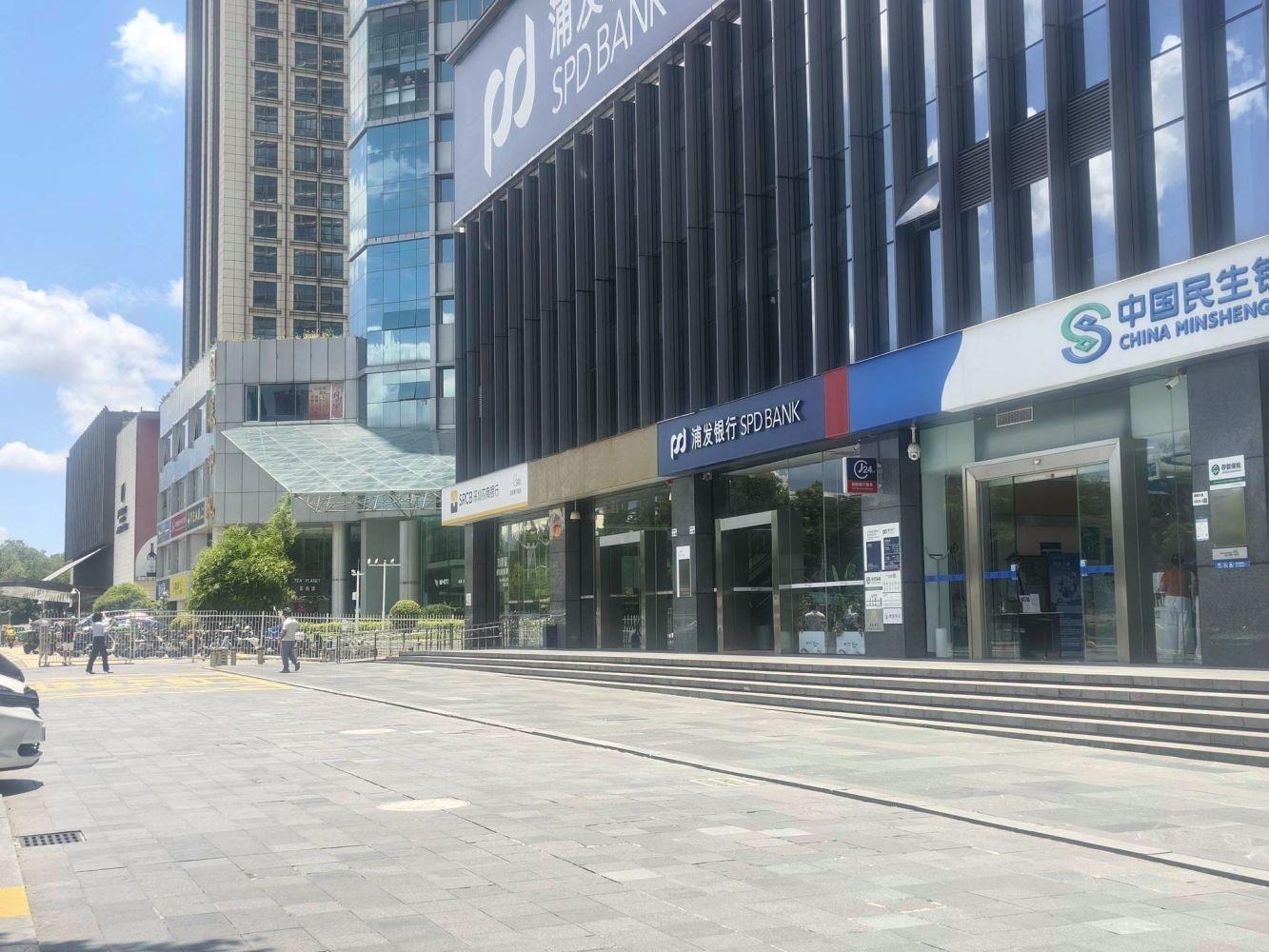 深圳NEO绿景大厦商铺二手房房源图片