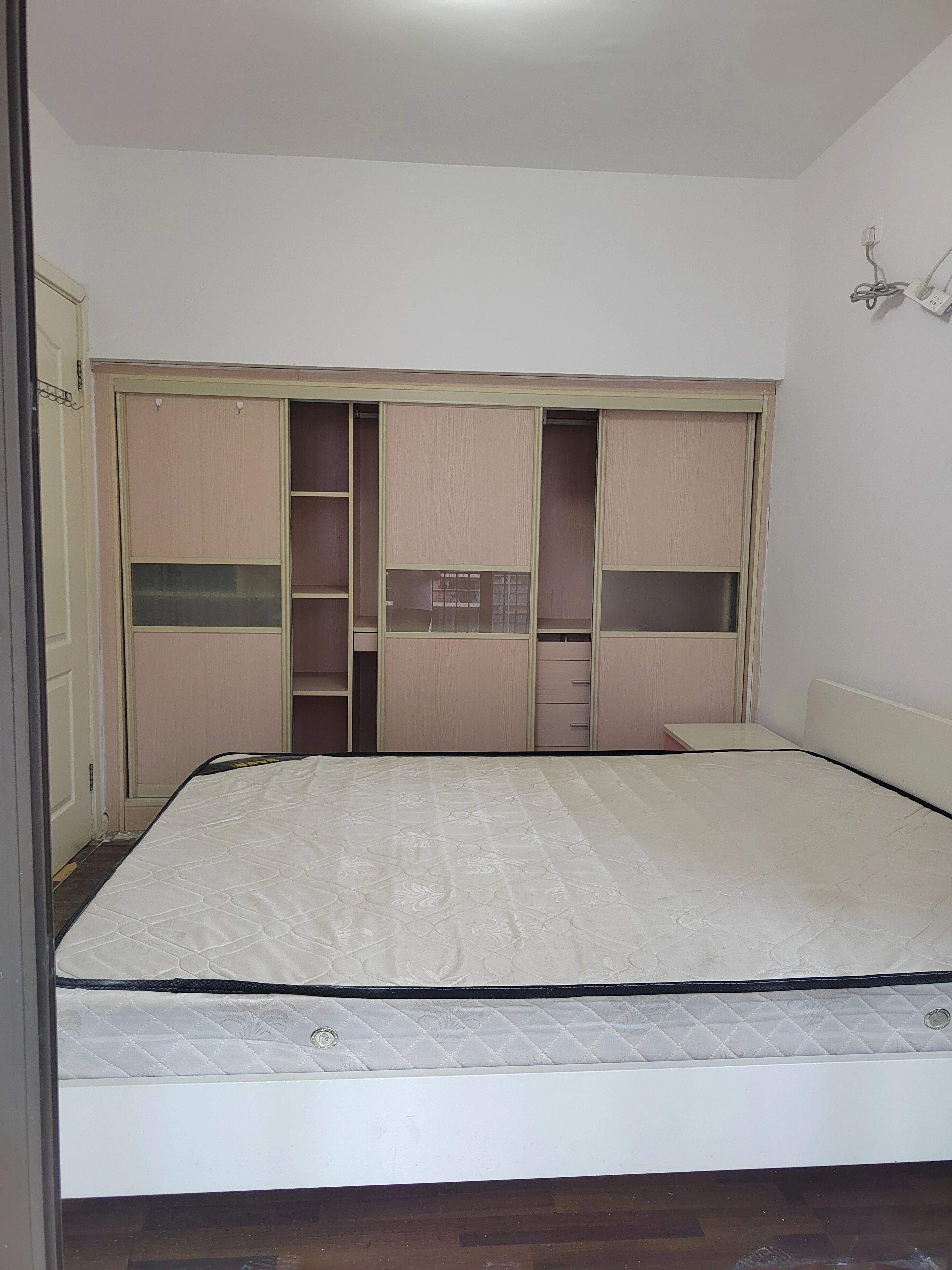 深圳英郡年华花园一期二手房房源图片