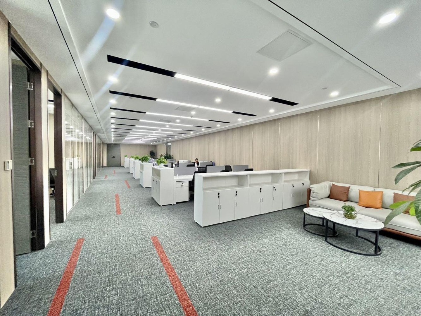 深圳前海鸿荣源中心二手房房源图片