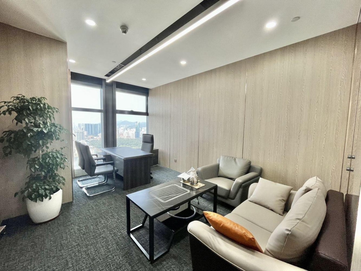 深圳前海鸿荣源中心二手房房源图片