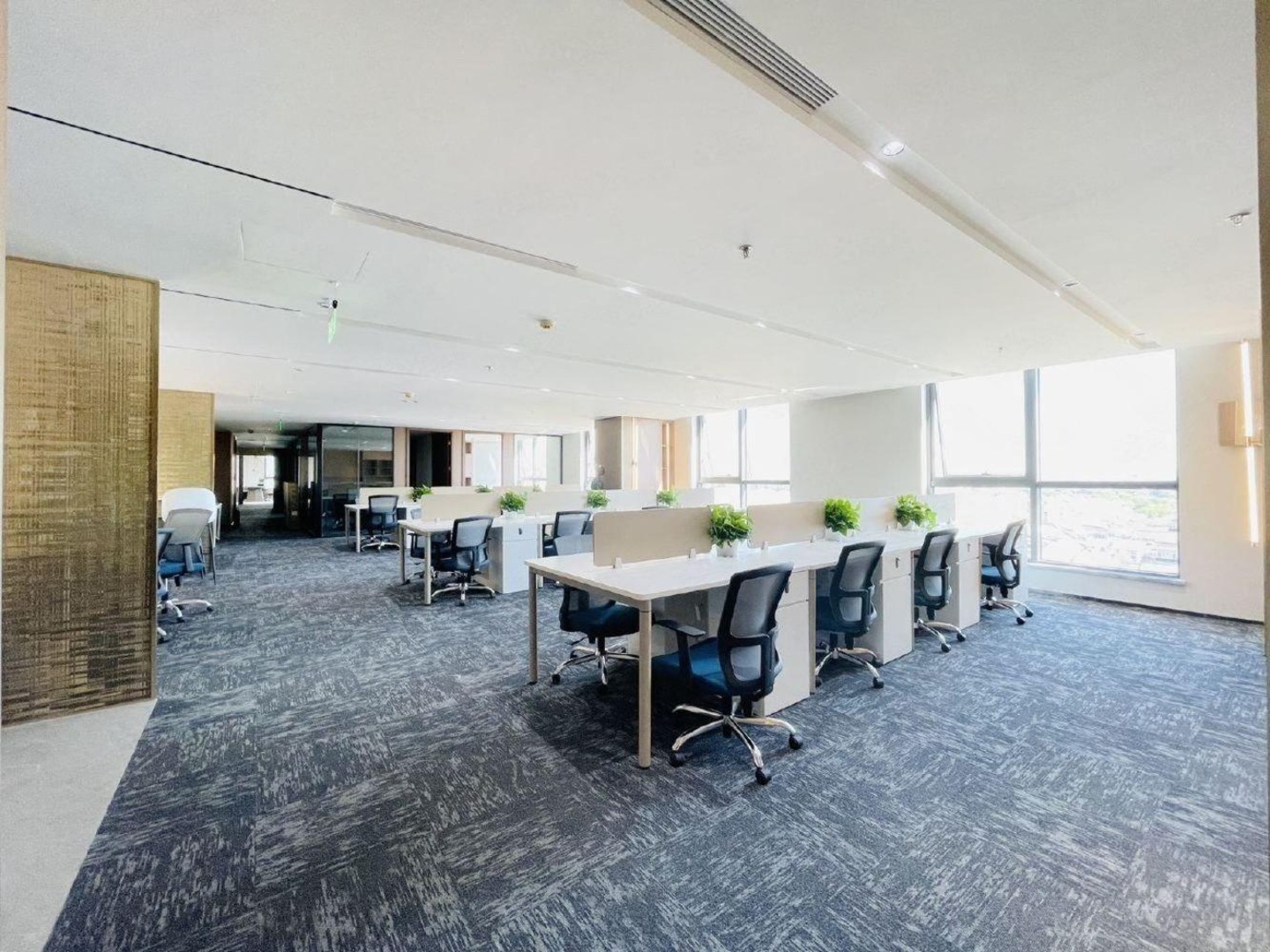 深圳前海卓越宝中时代广场二手房房源图片