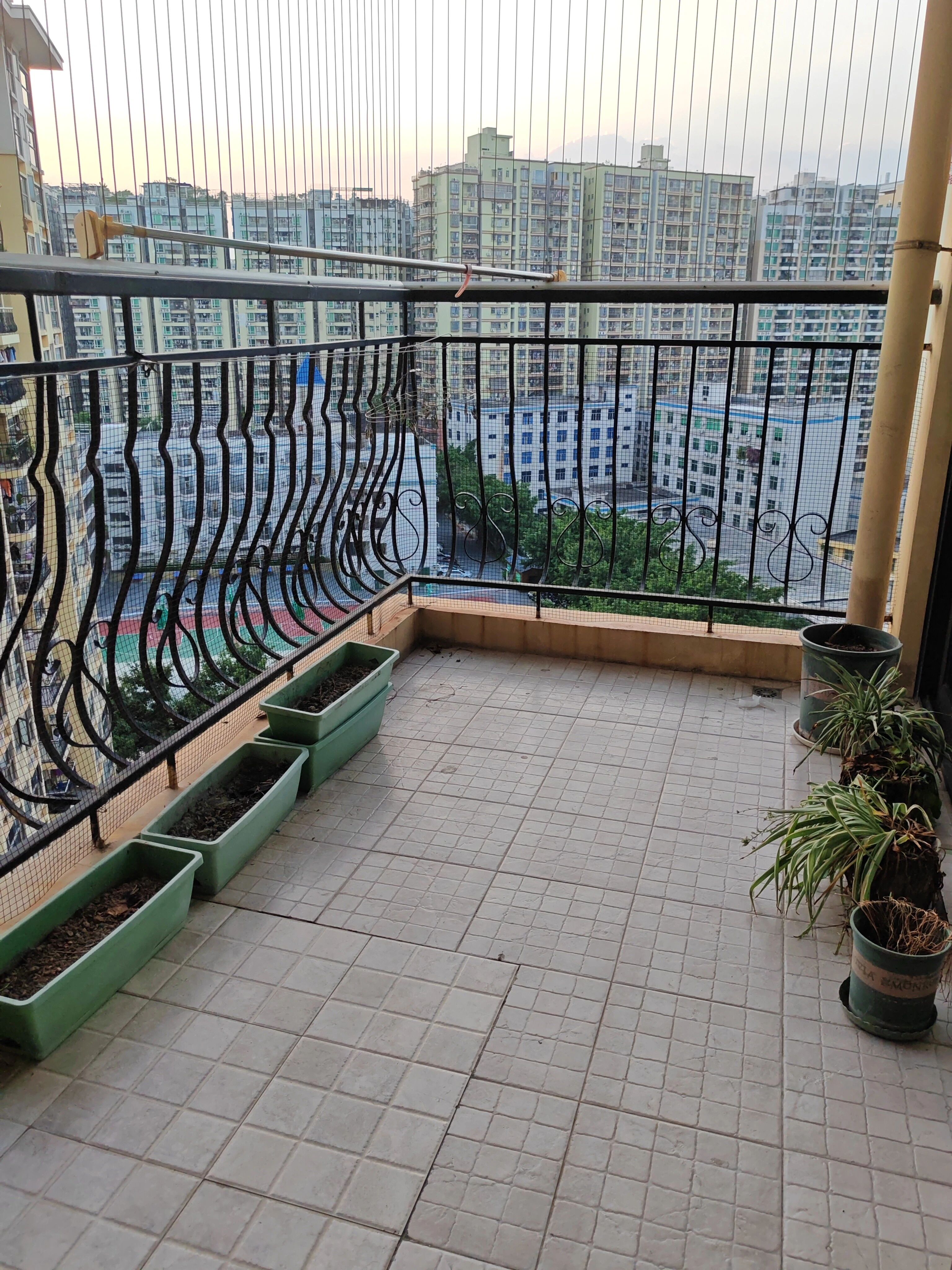 深圳英郡年华花园一期二手房房源图片