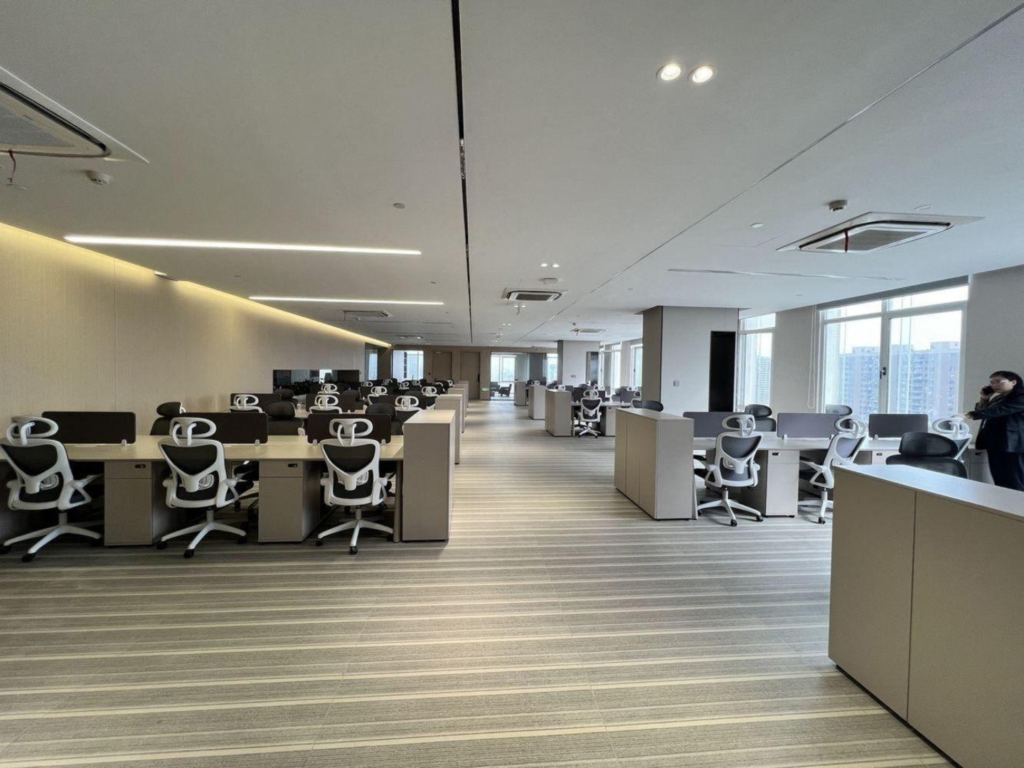 深圳世贸前海中心二手房房源图片